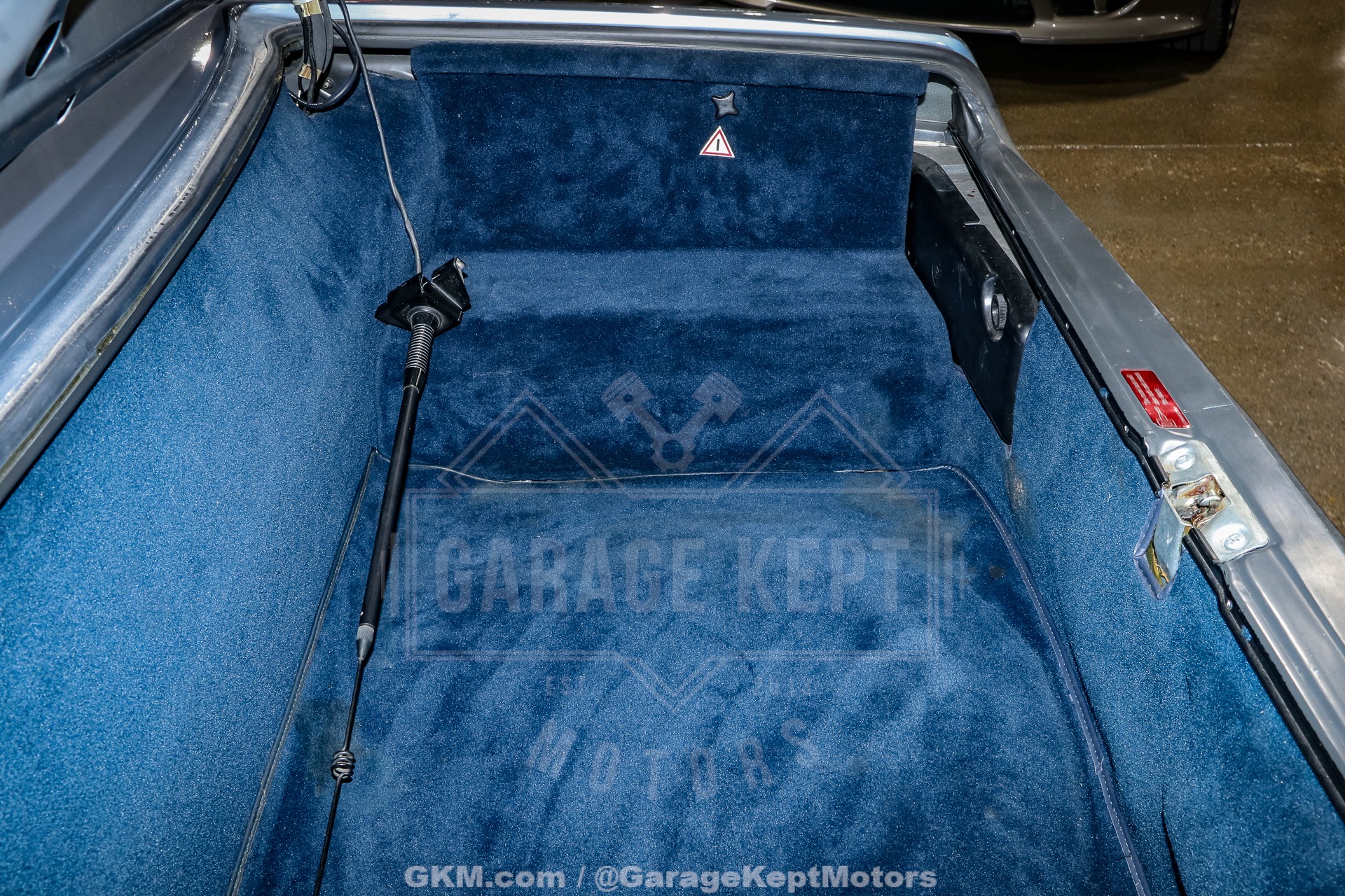 1986 Mercedes Benz 560SL 101