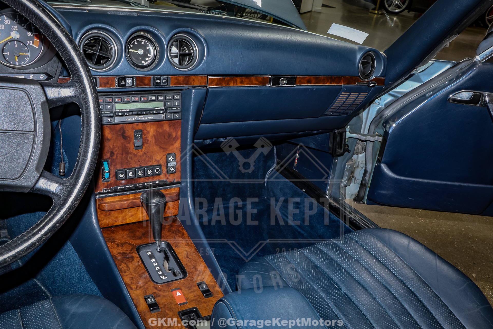 1986 Mercedes Benz 560SL 116
