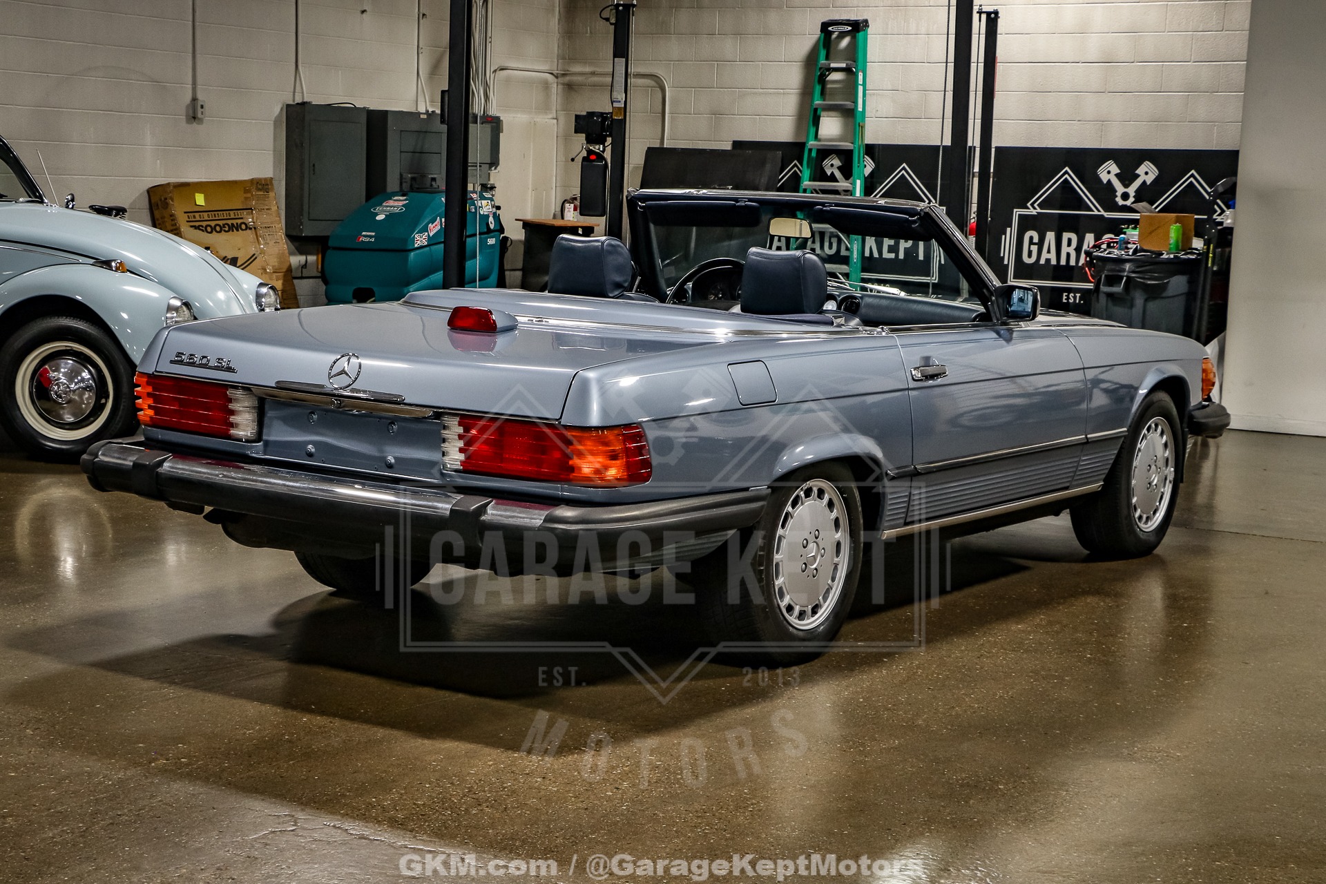 1986 Mercedes Benz 560SL 42