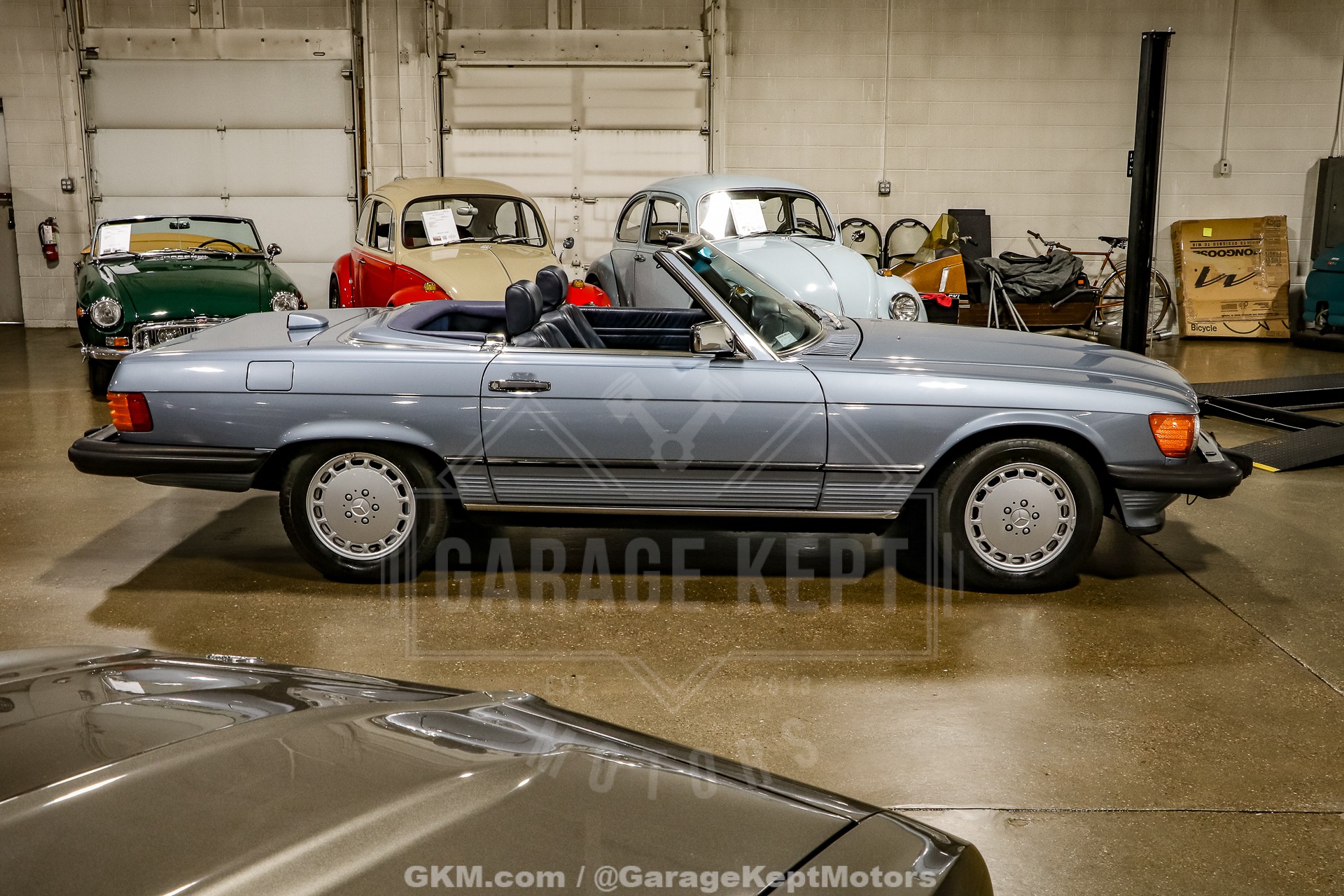 1986 Mercedes Benz 560SL 44