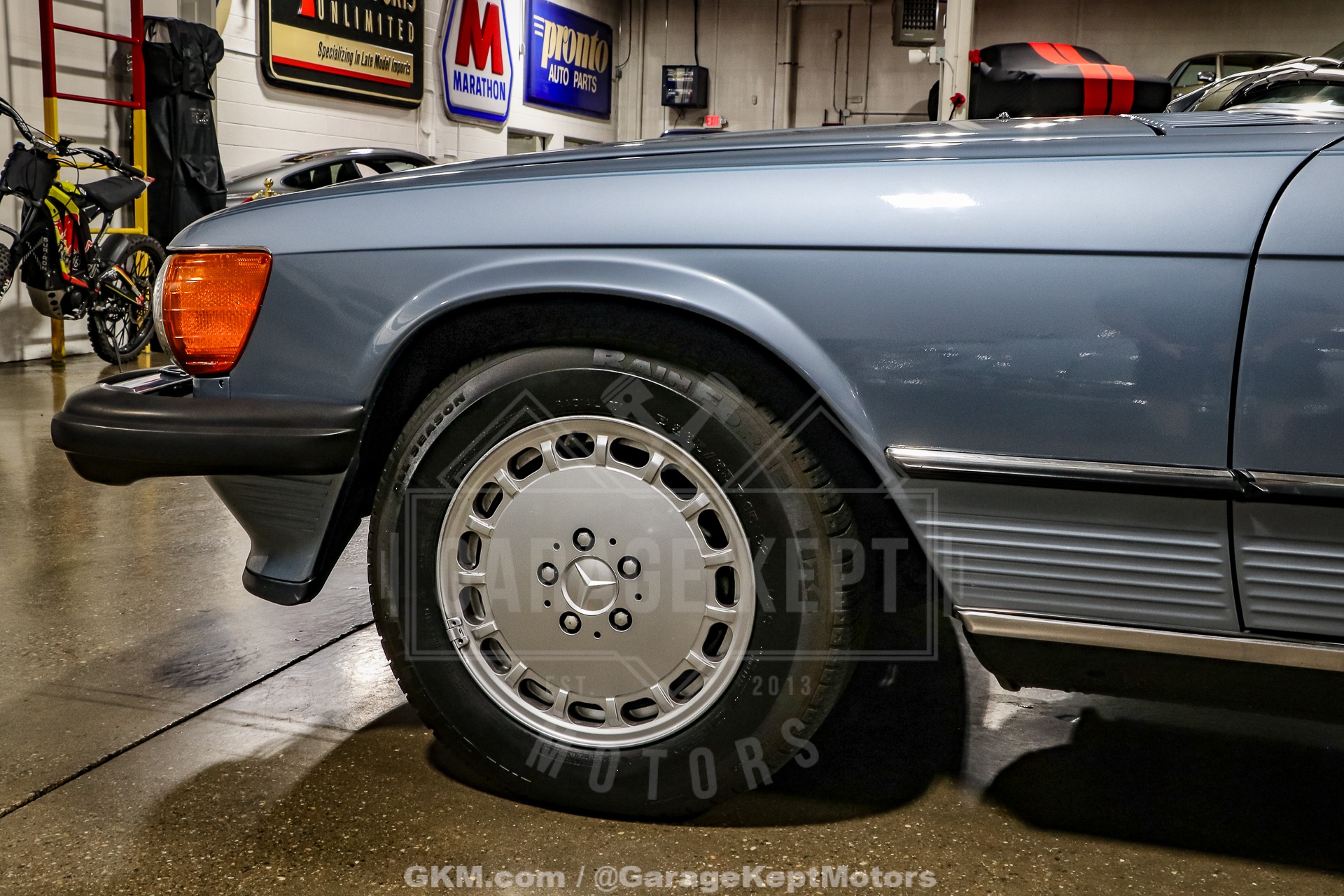 1986 Mercedes Benz 560SL 60