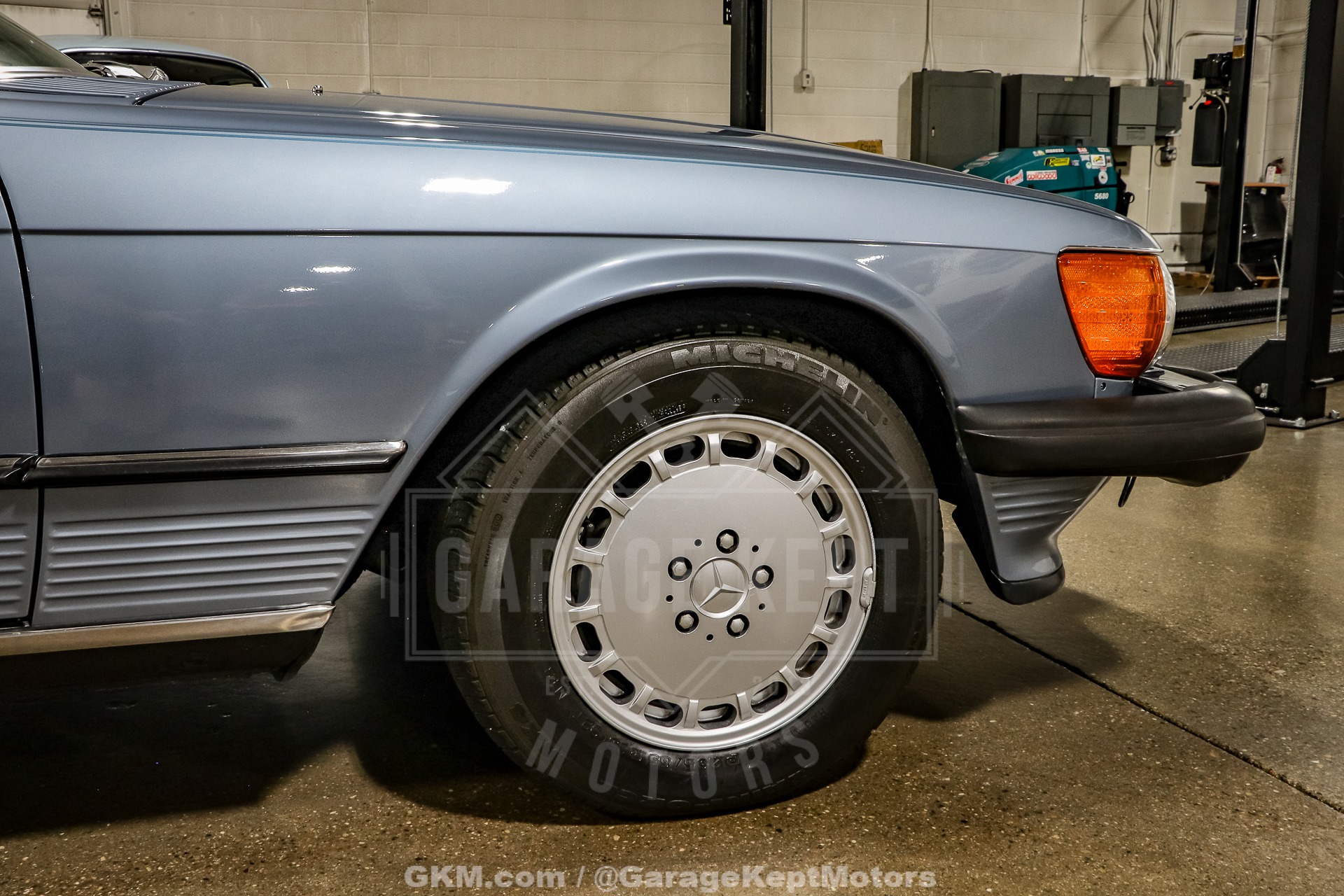 1986 Mercedes Benz 560SL 80