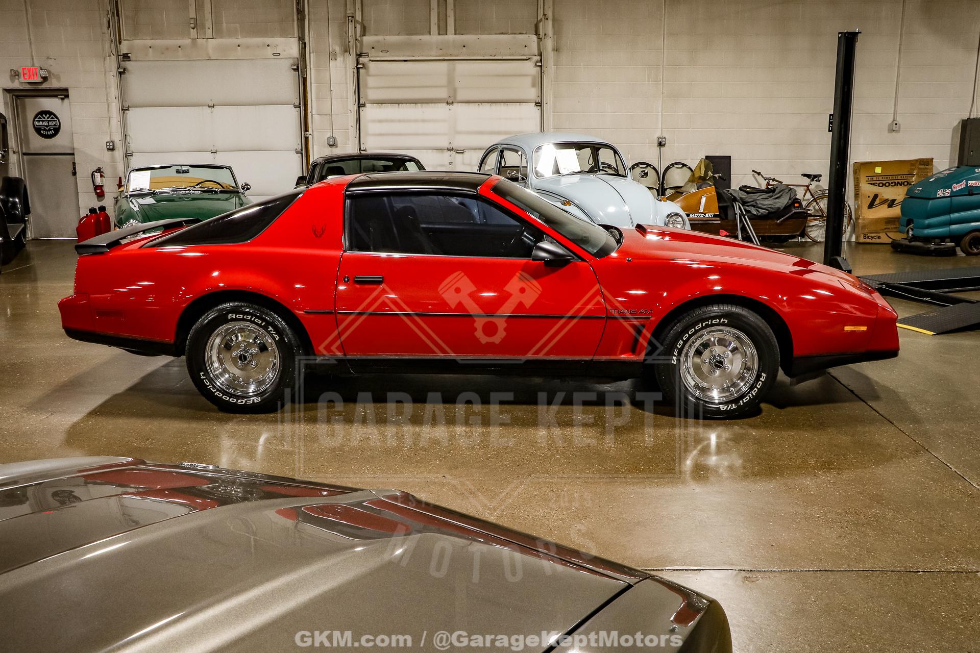 1982 Pontiac Firebird 10