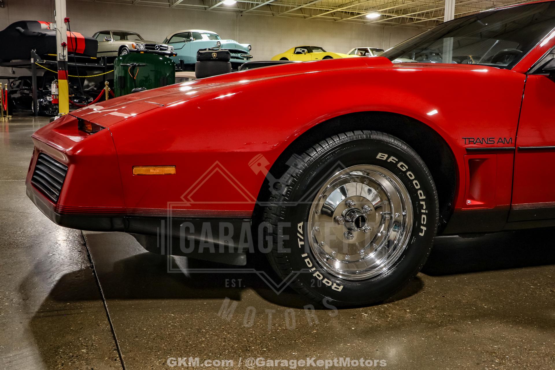 1982 Pontiac Firebird 24