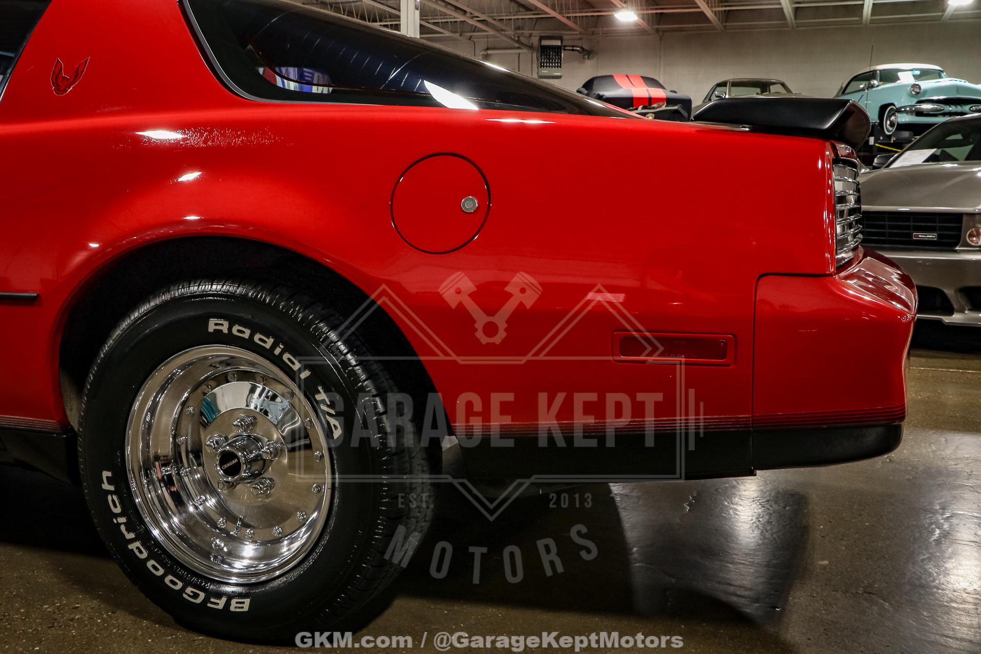 1982 Pontiac Firebird 29