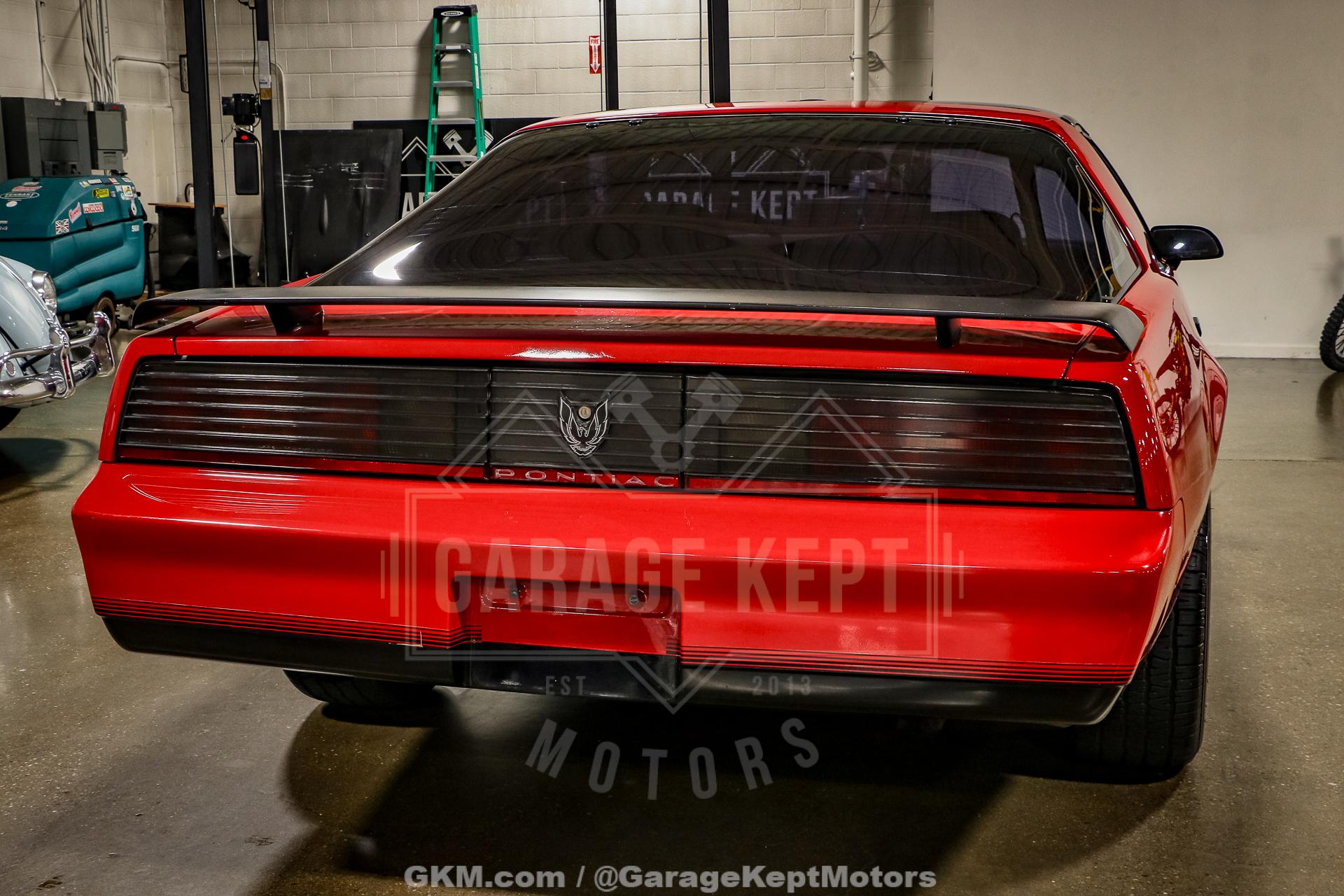 1982 Pontiac Firebird 32