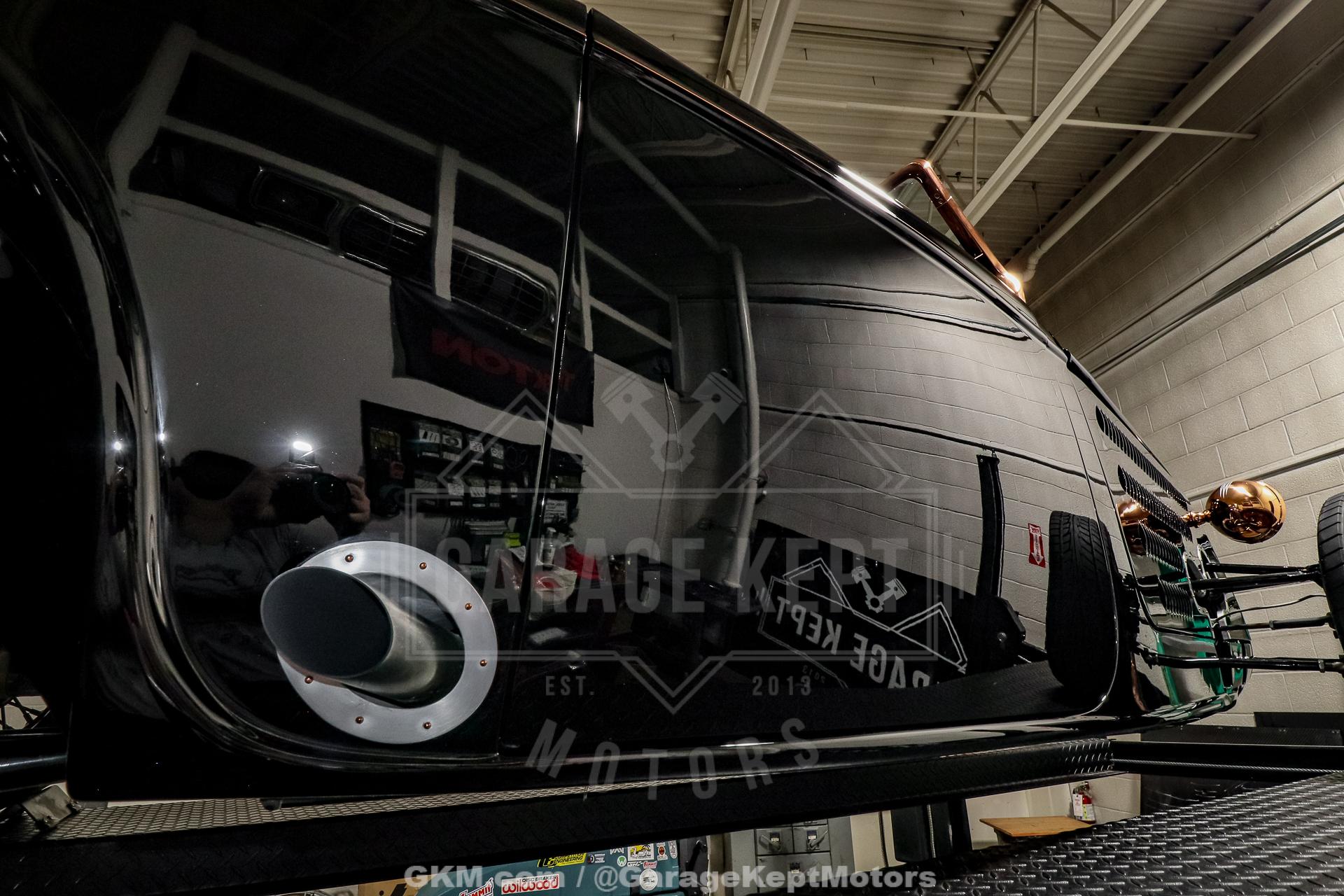 1933 Ford Hot Rod 185