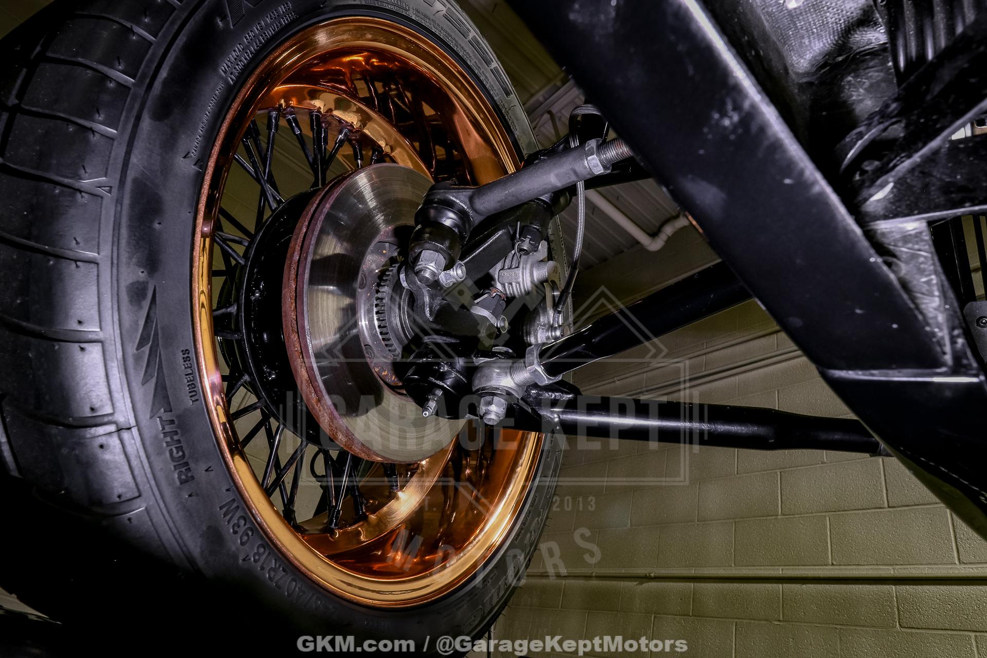 1933 Ford Hot Rod 208