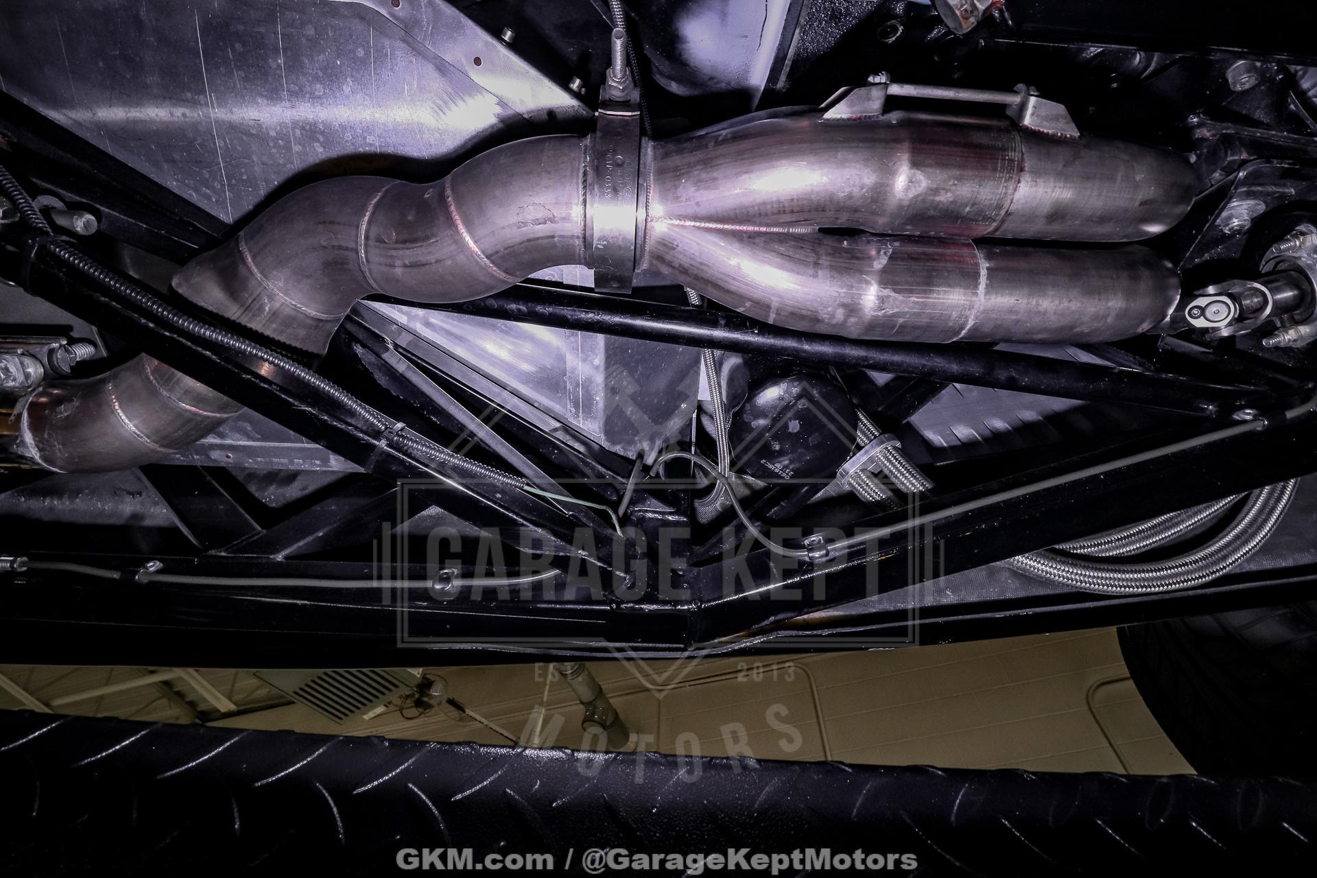 1933 Ford Hot Rod 211