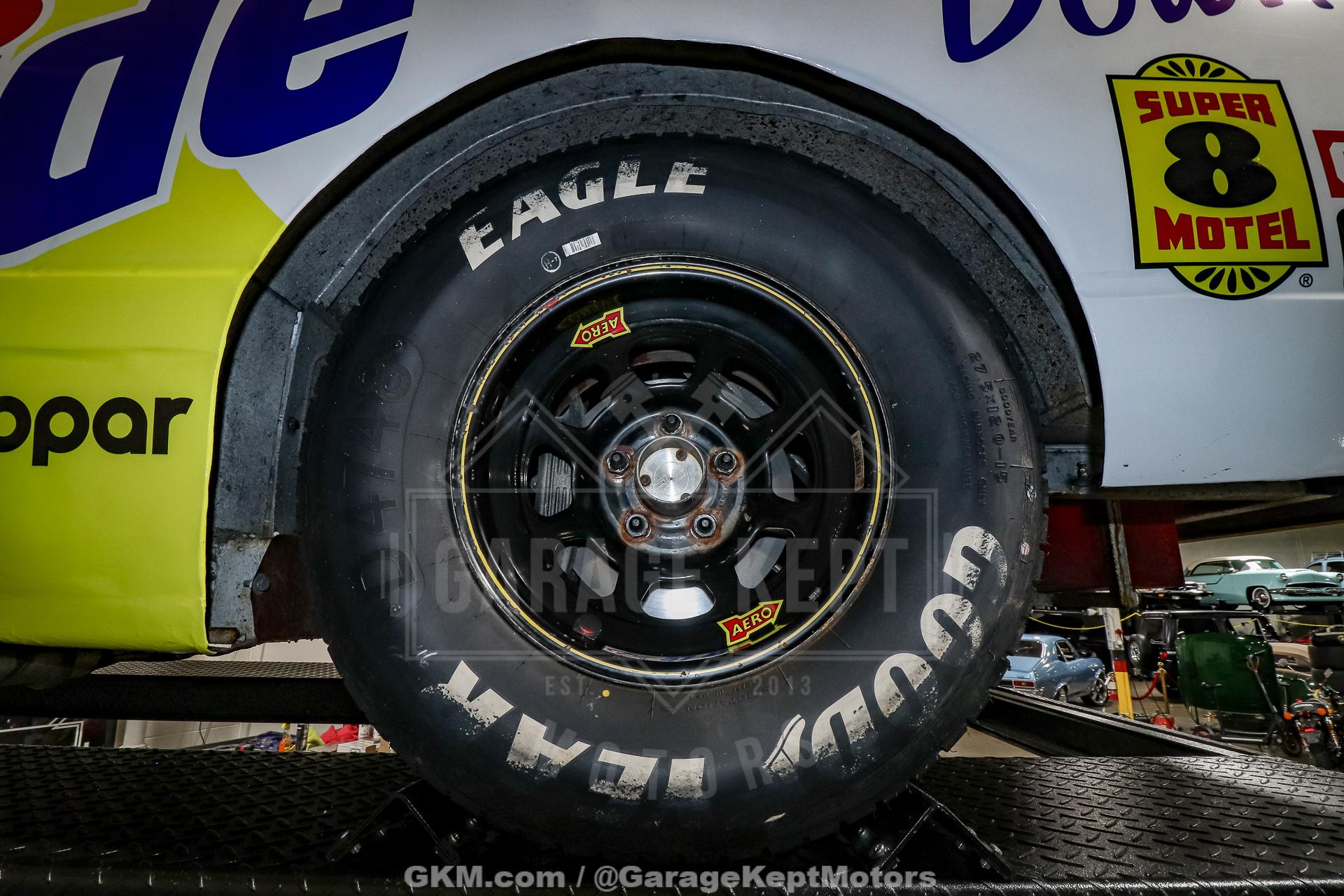 2002 Dodge Nascar 124