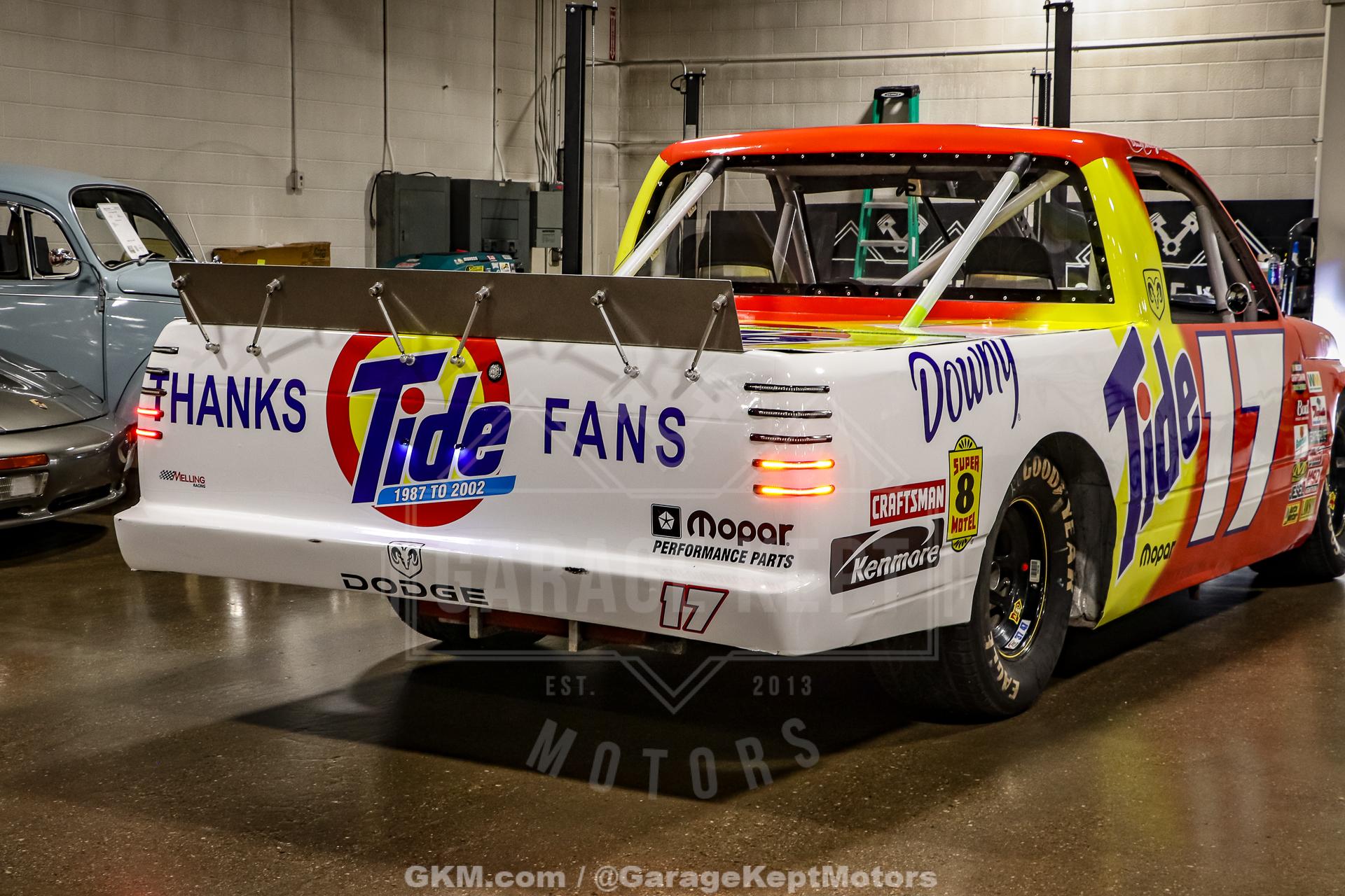 2002 Dodge Nascar 44