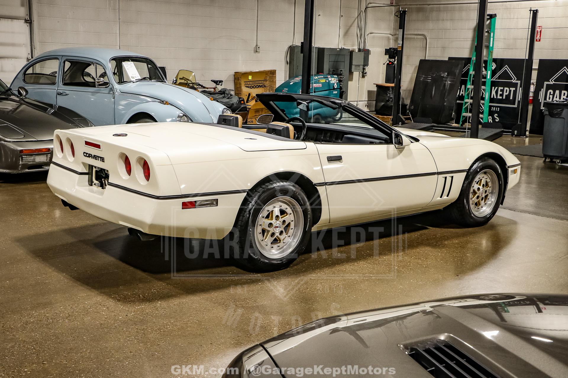 1986 Chevrolet Corvette 10