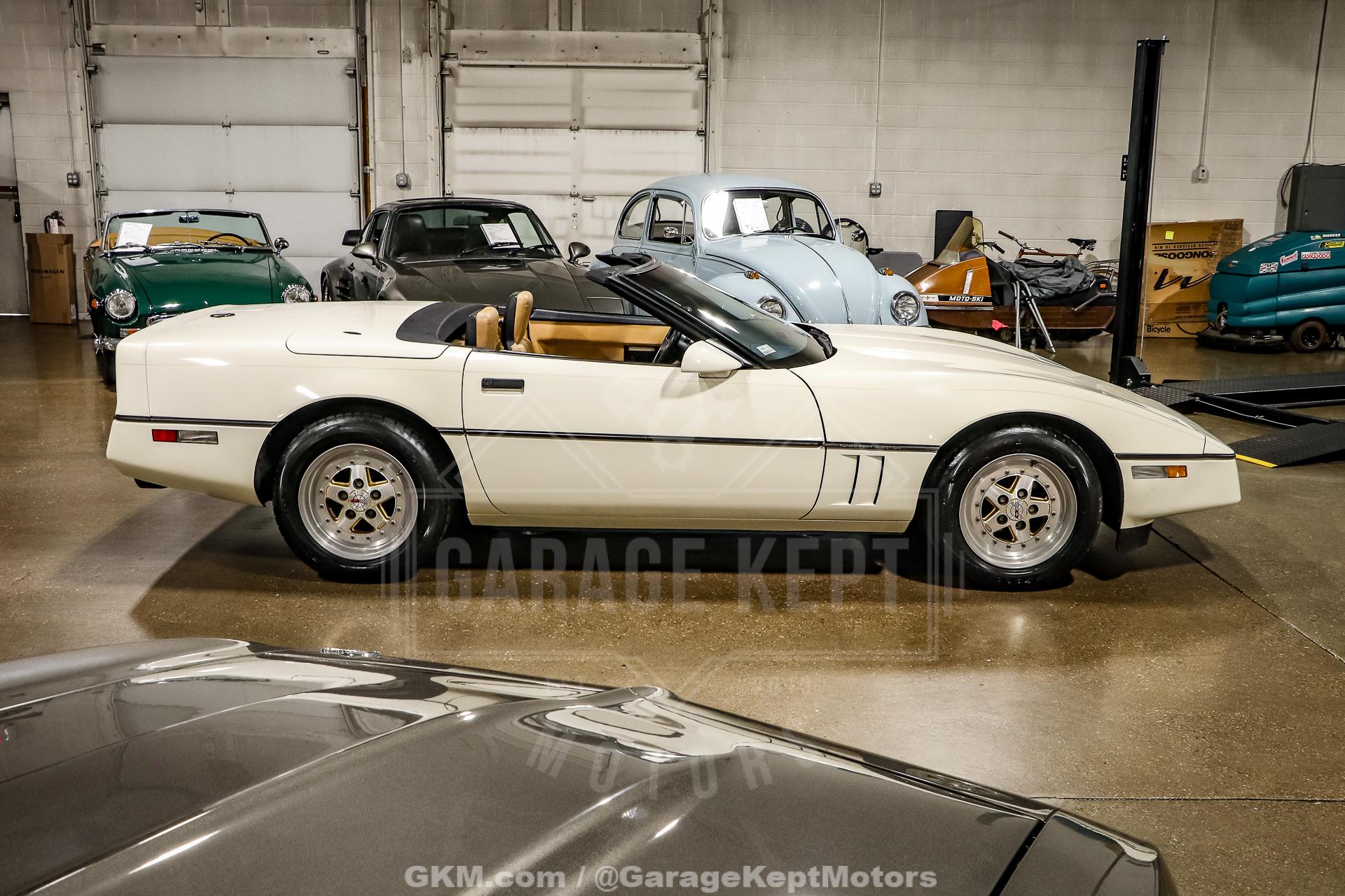 1986 Chevrolet Corvette 11