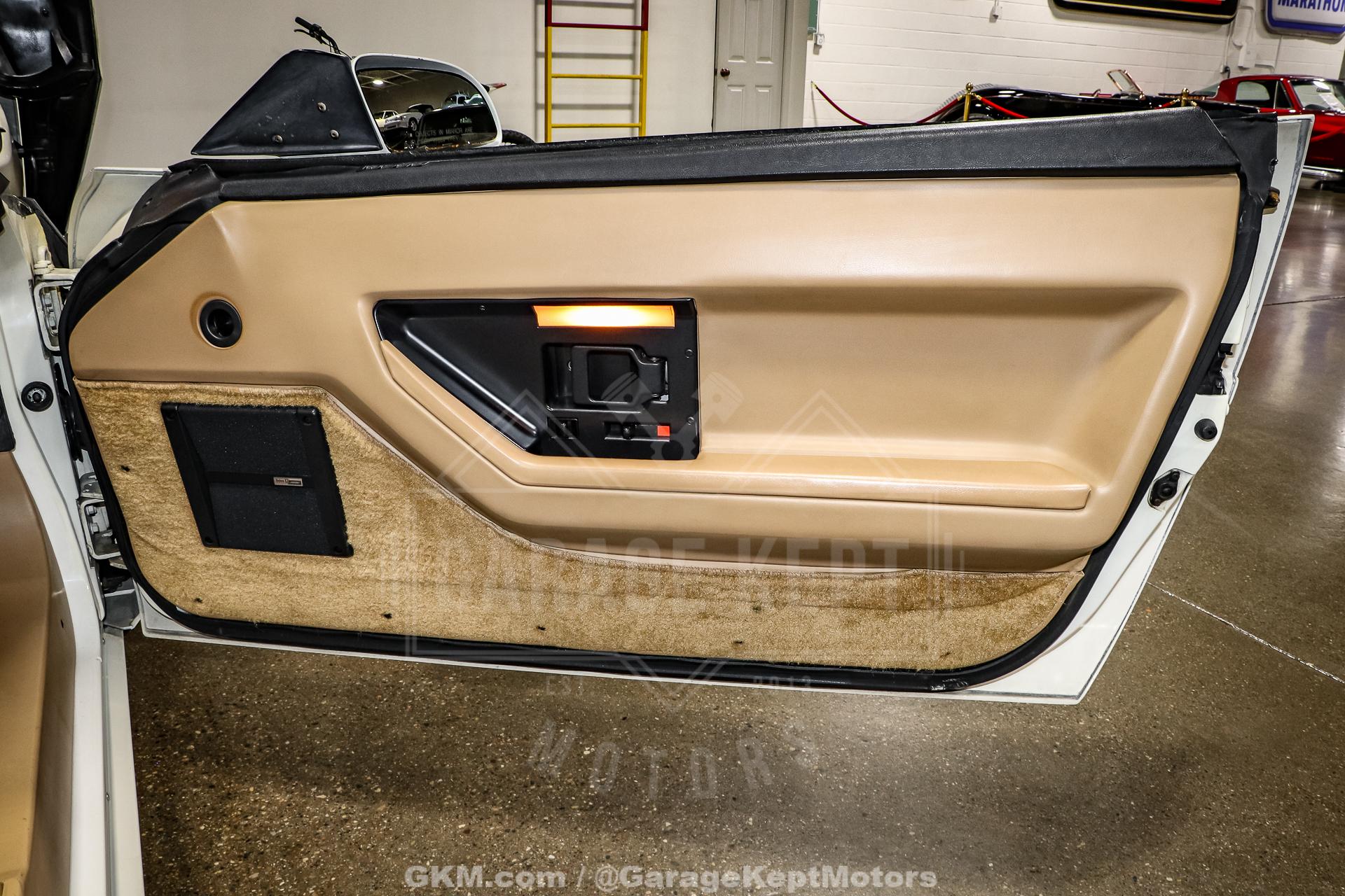 1986 Chevrolet Corvette 53