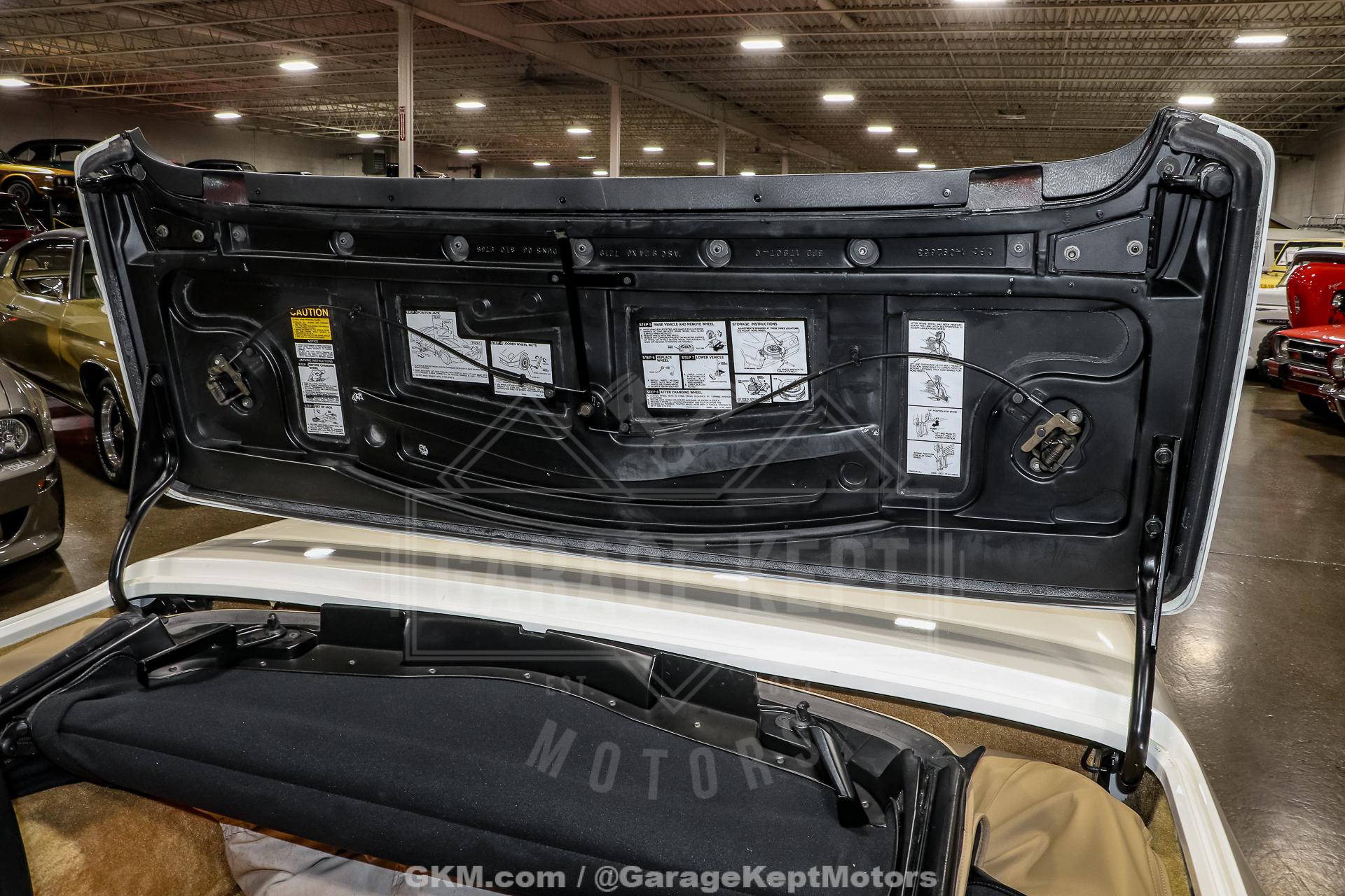 1986 Chevrolet Corvette 73