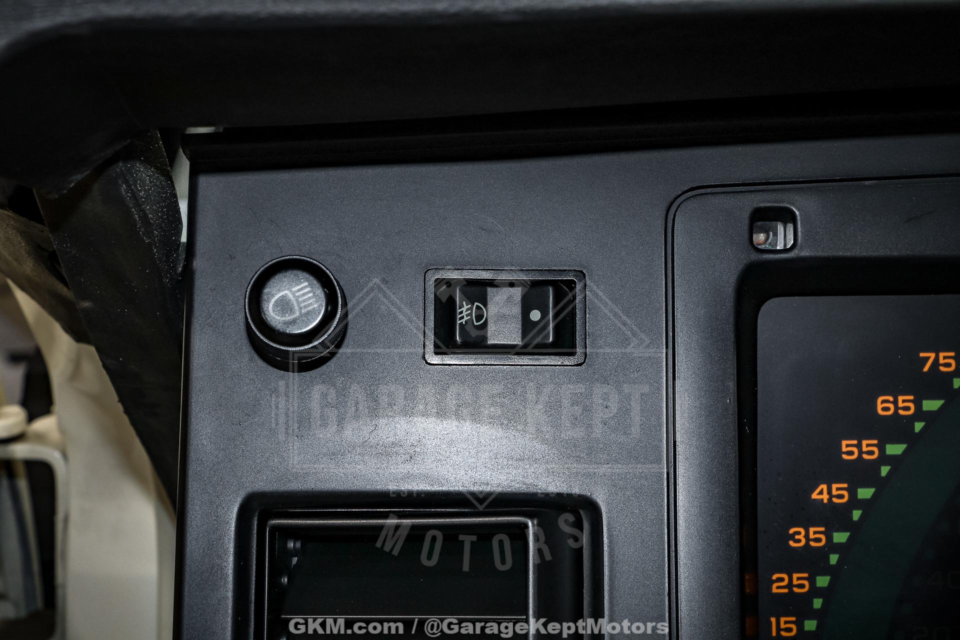 1986 Chevrolet Corvette 77