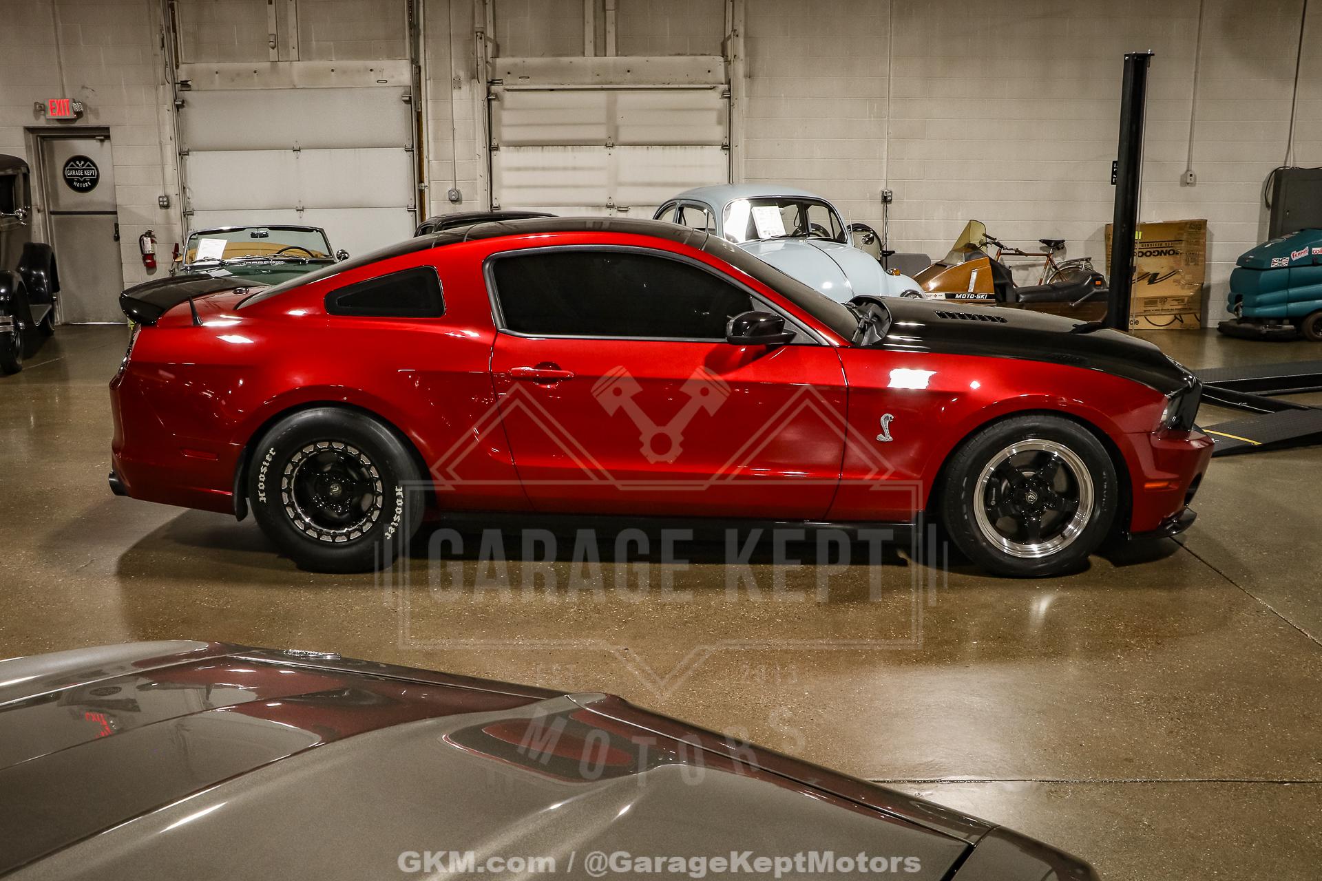 2013 Ford Shelby GT500 10