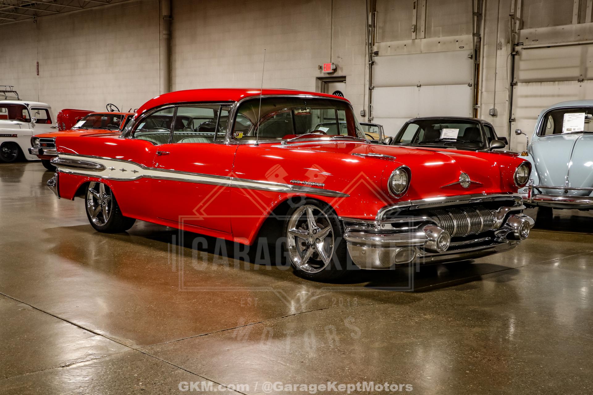 1957 Pontiac Chieftain 12