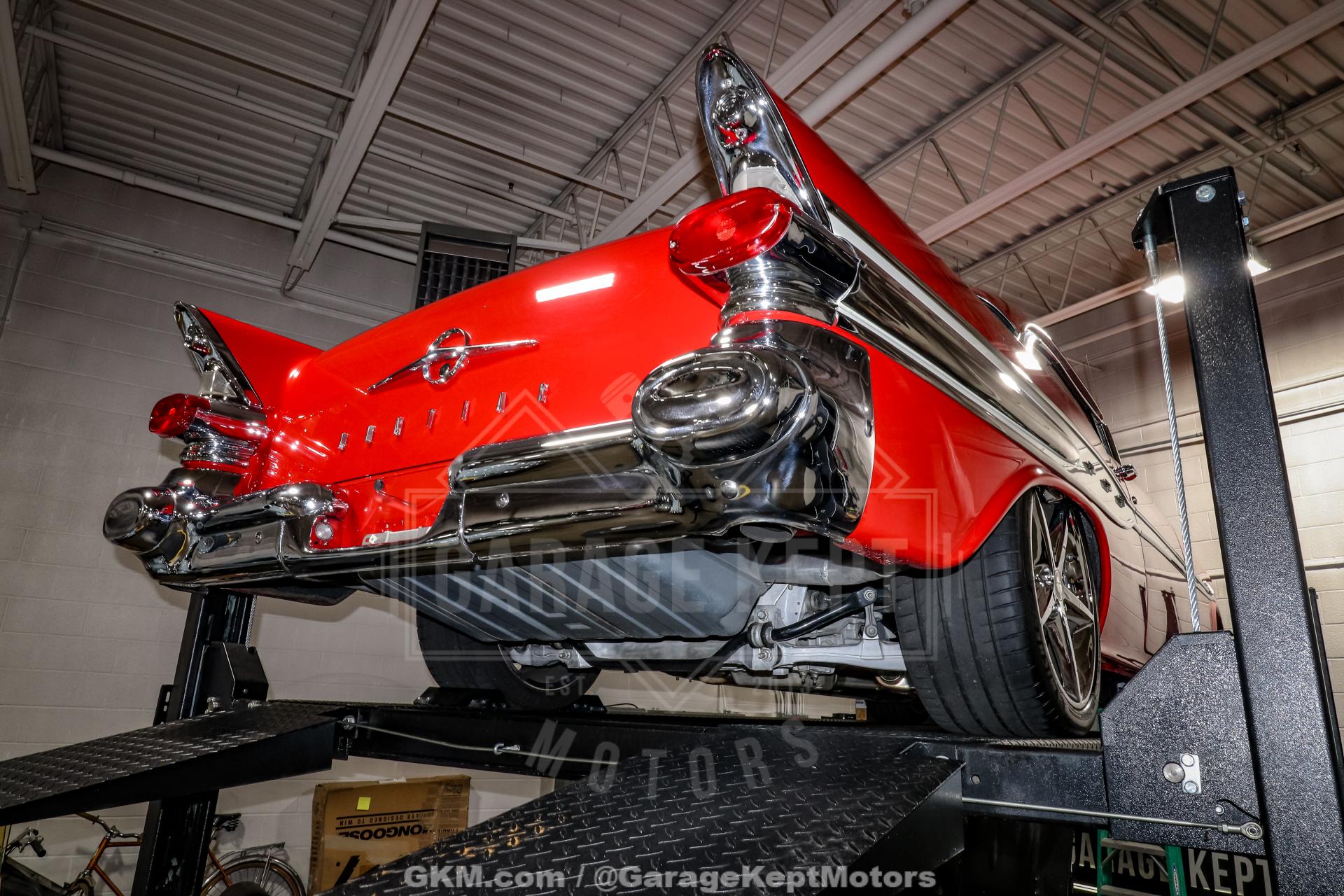 1957 Pontiac Chieftain 135