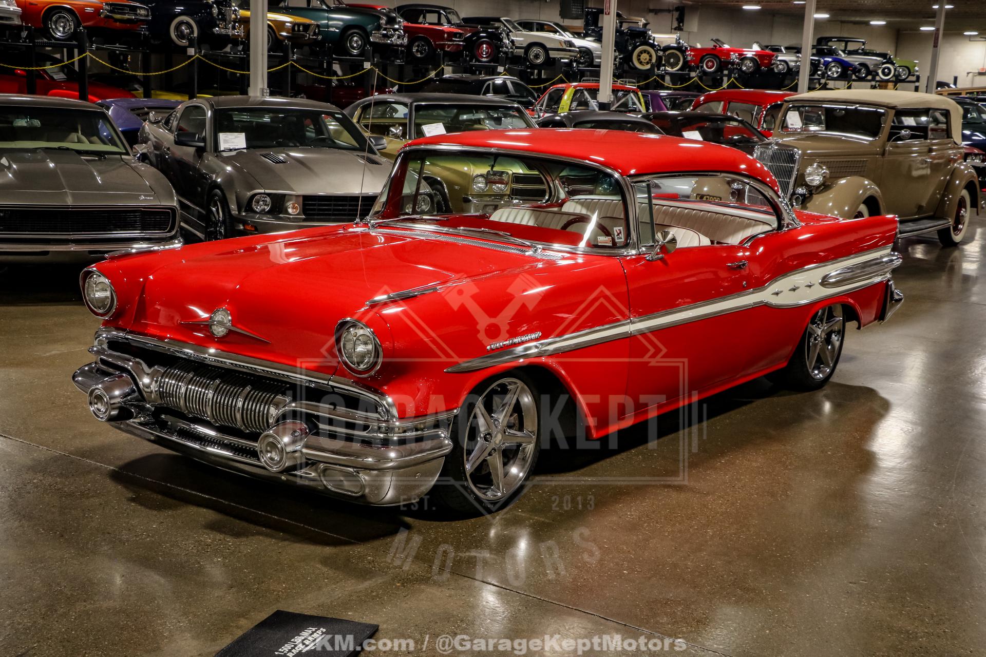 1957 Pontiac Chieftain 29