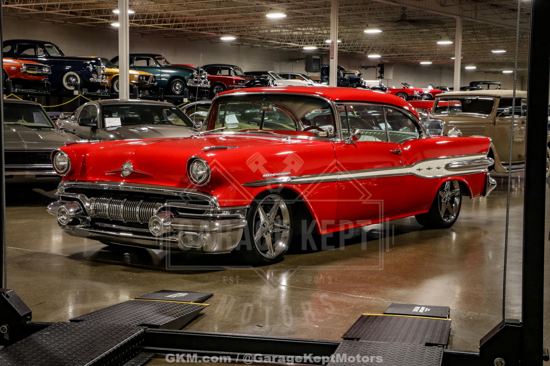 1957 Pontiac Chieftain 3