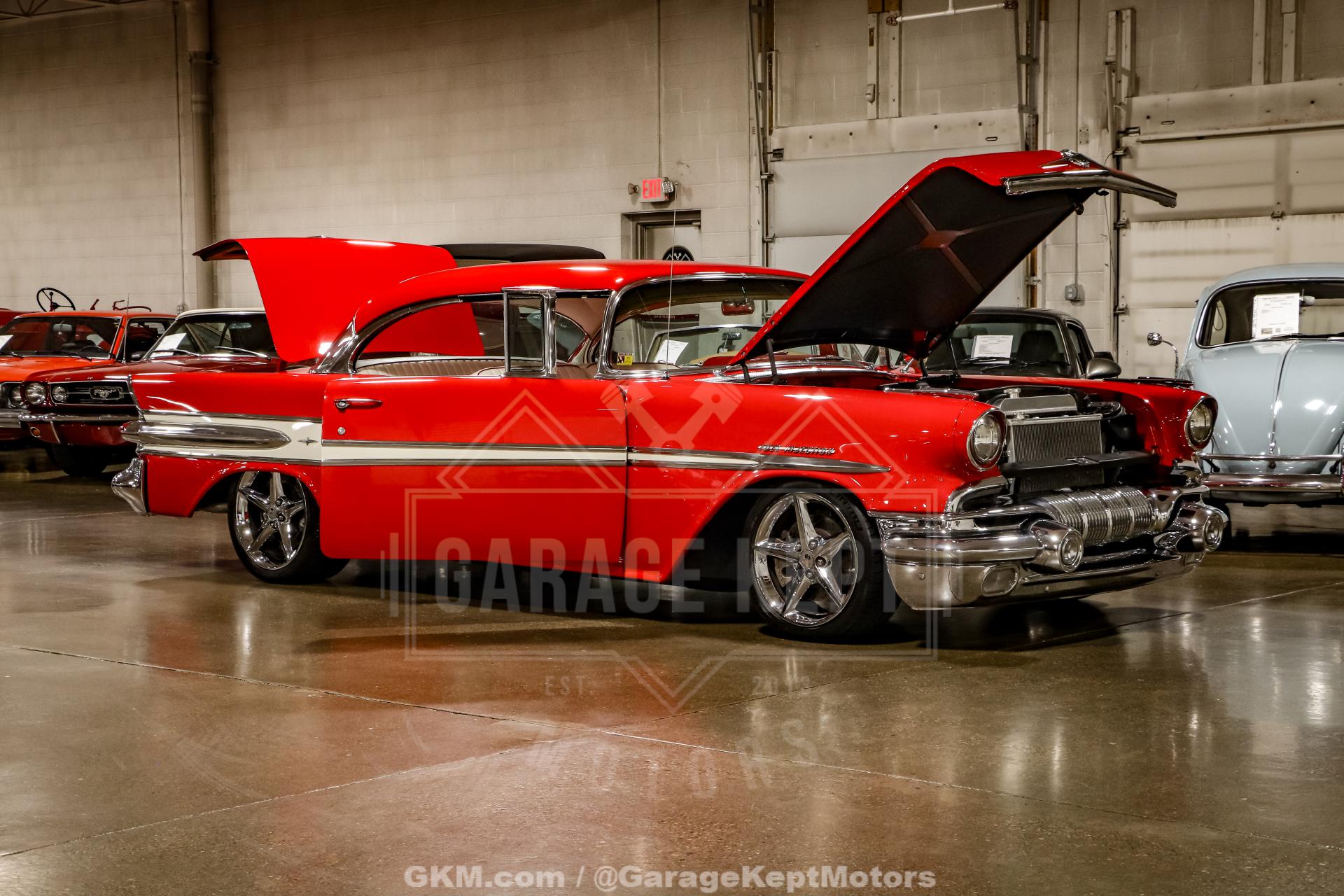 1957 Pontiac Chieftain 55