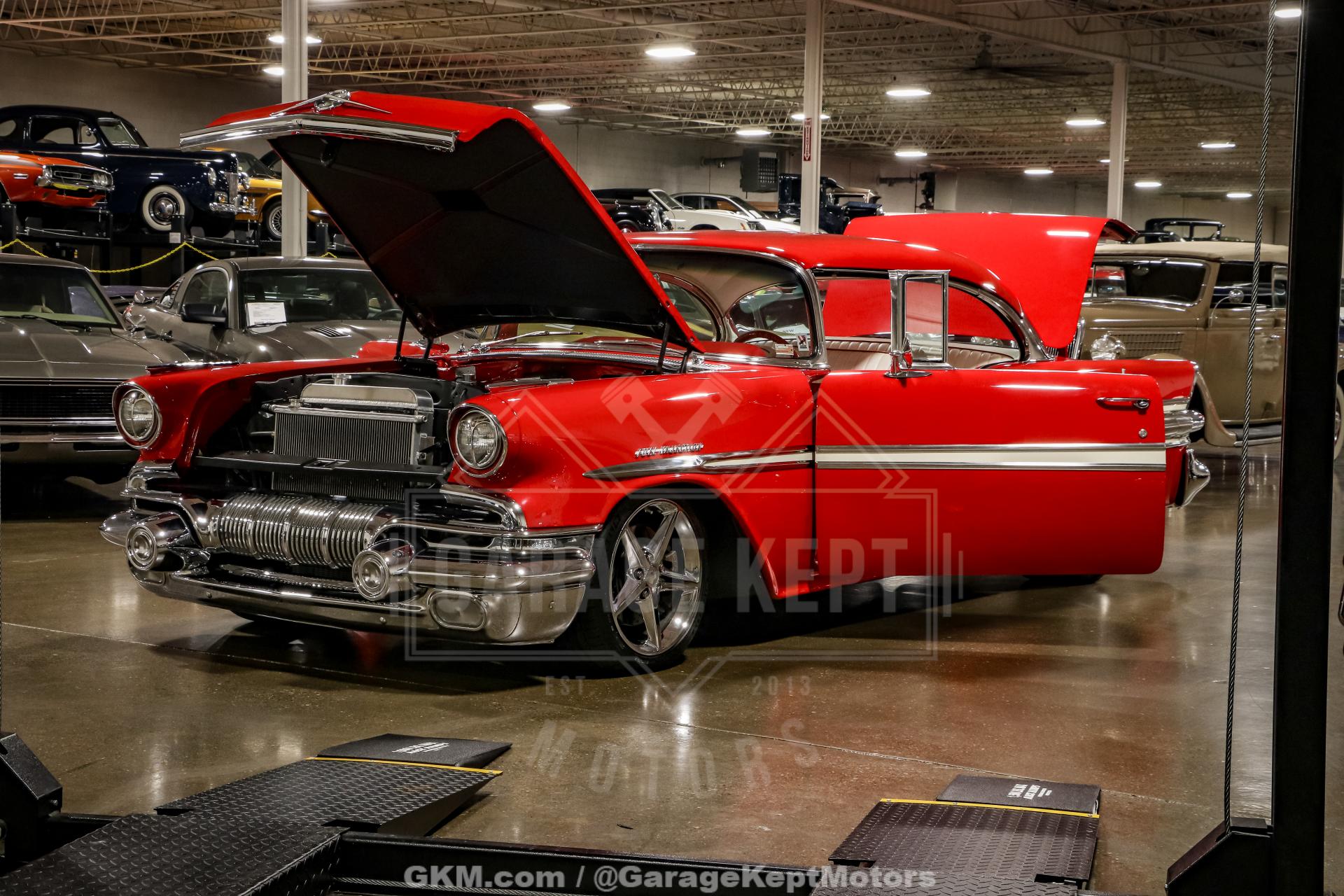 1957 Pontiac Chieftain 56