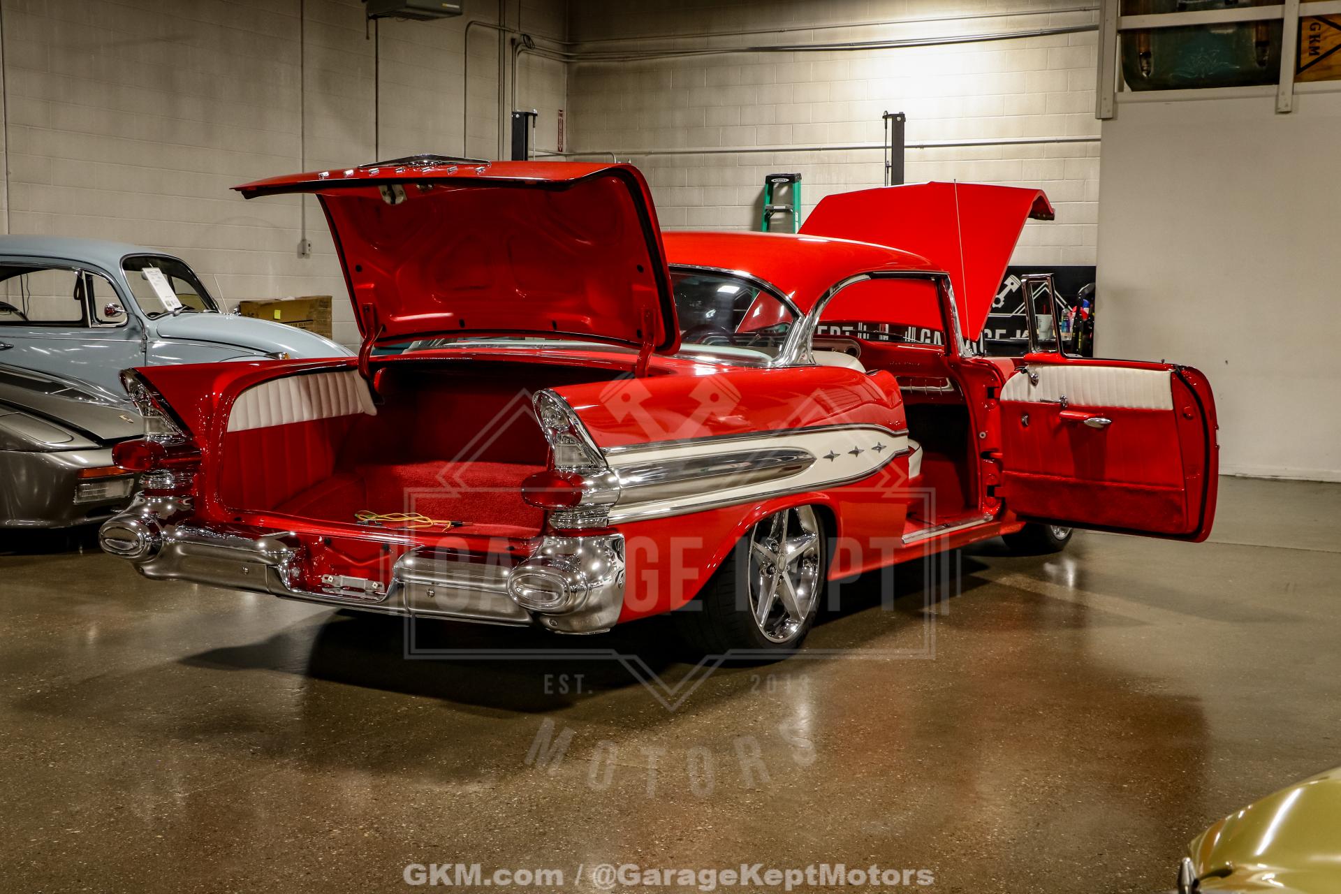 1957 Pontiac Chieftain 58