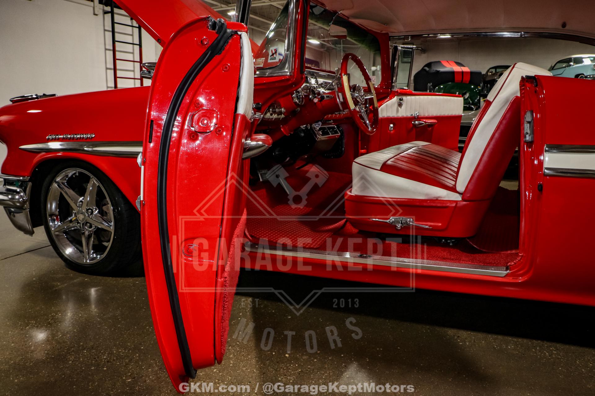 1957 Pontiac Chieftain 83