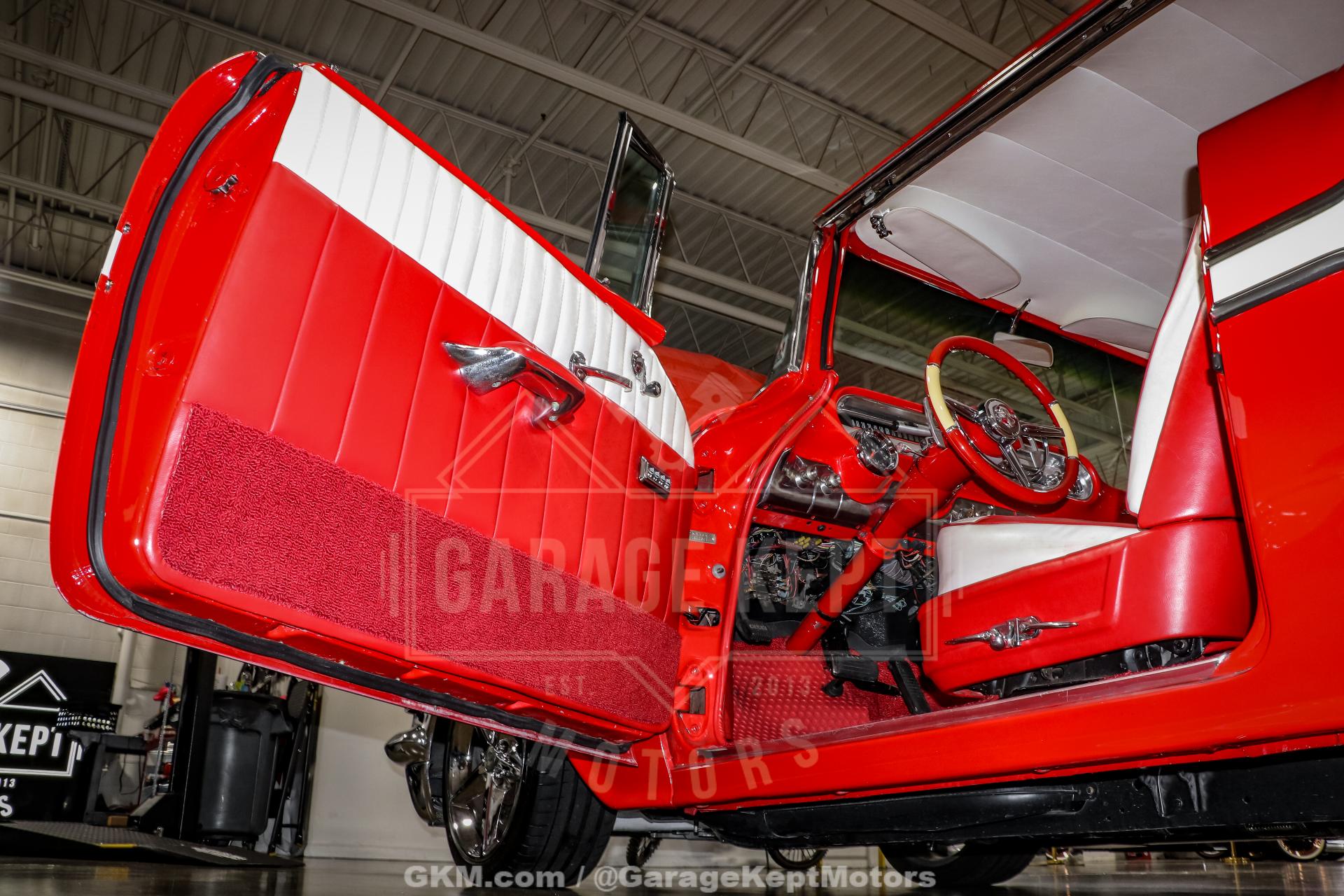 1957 Pontiac Chieftain 84