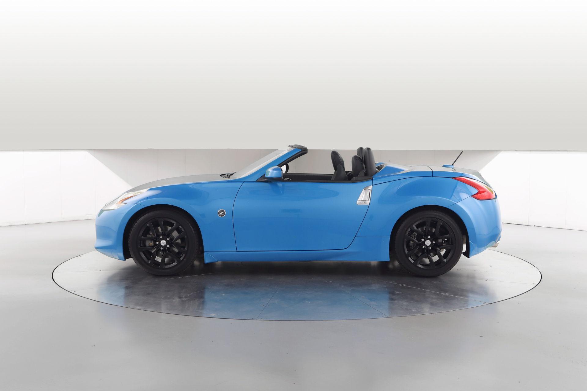 2010 Nissan 370Z 31