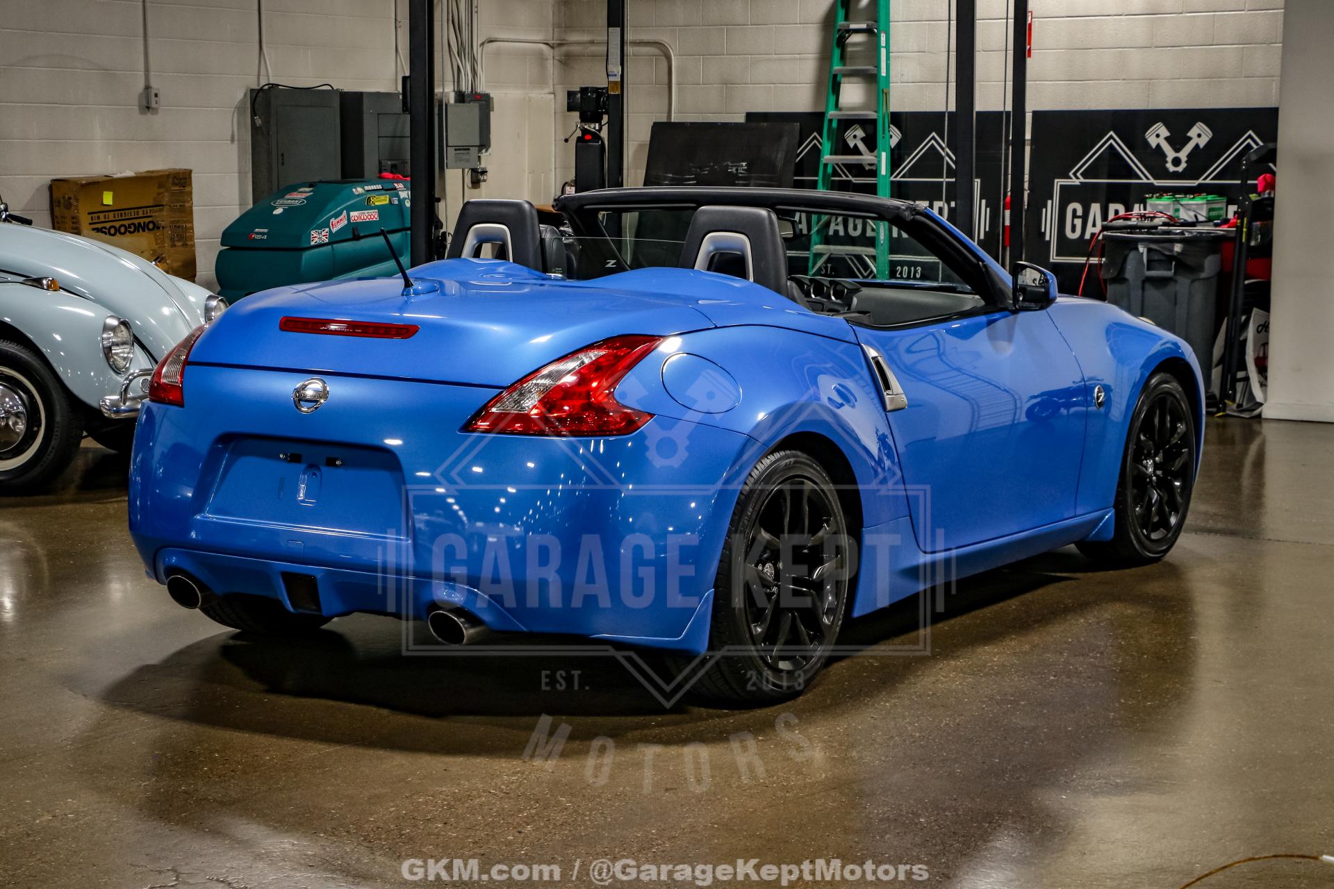 2010 Nissan 370Z 64