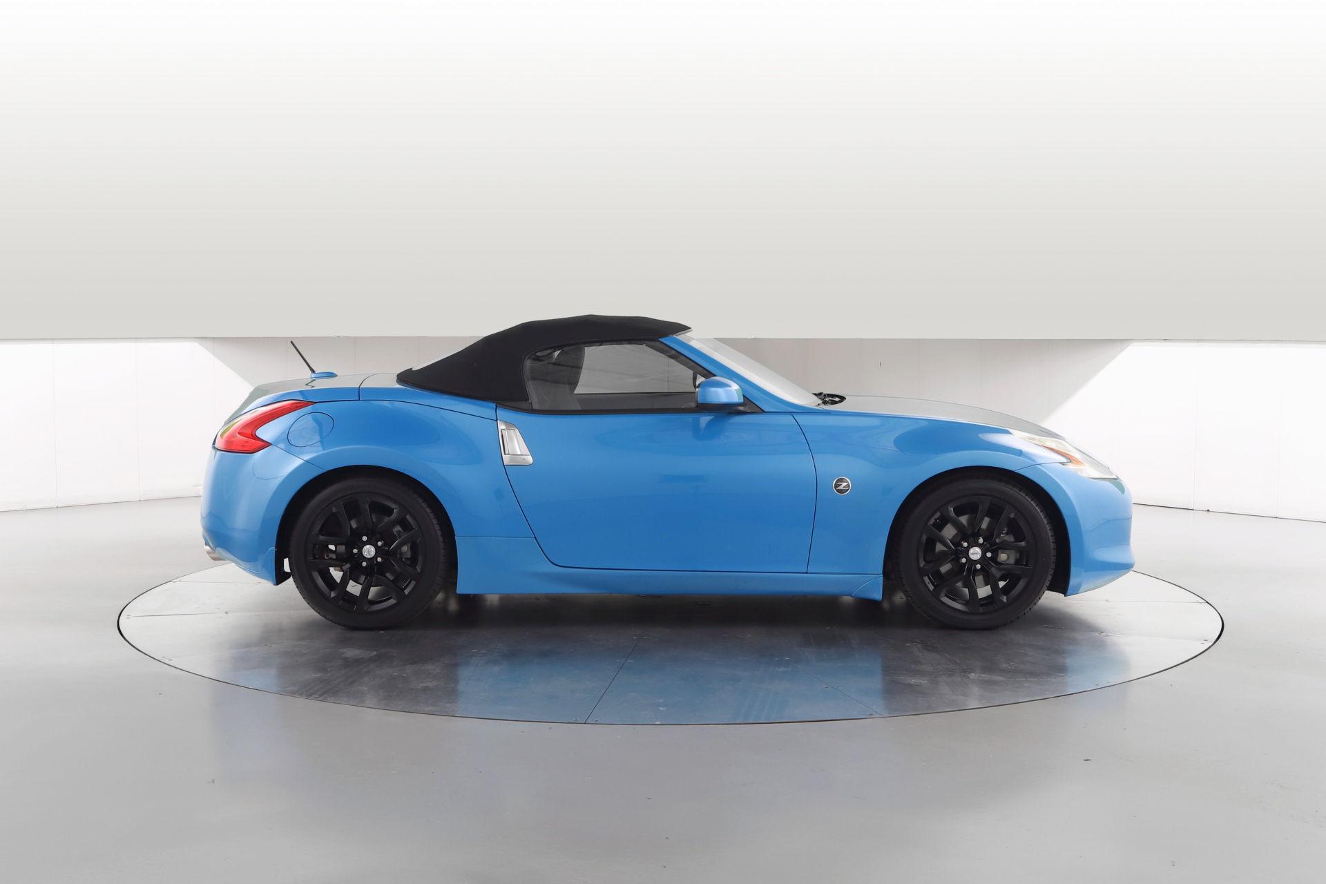 2010 Nissan 370Z 7