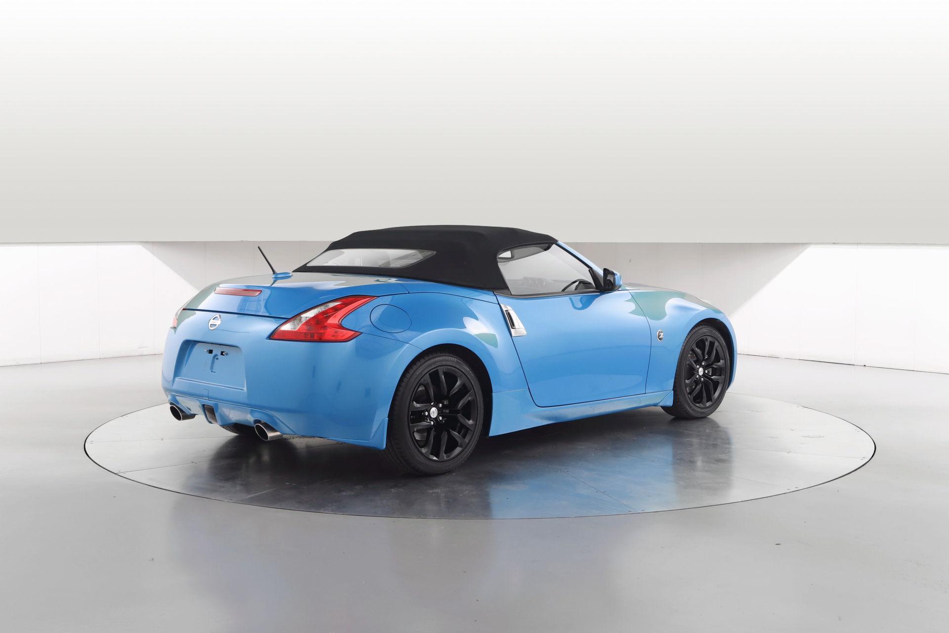 2010 Nissan 370Z 9