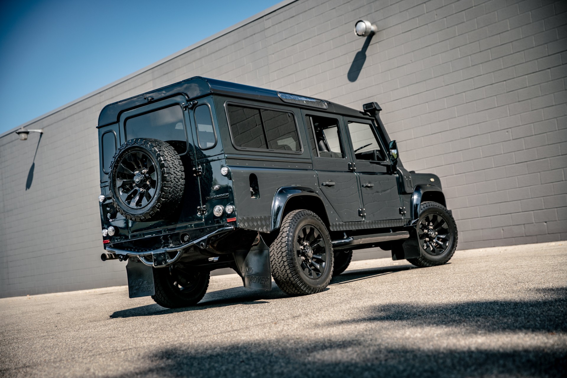 1993 Land Rover Defender 11