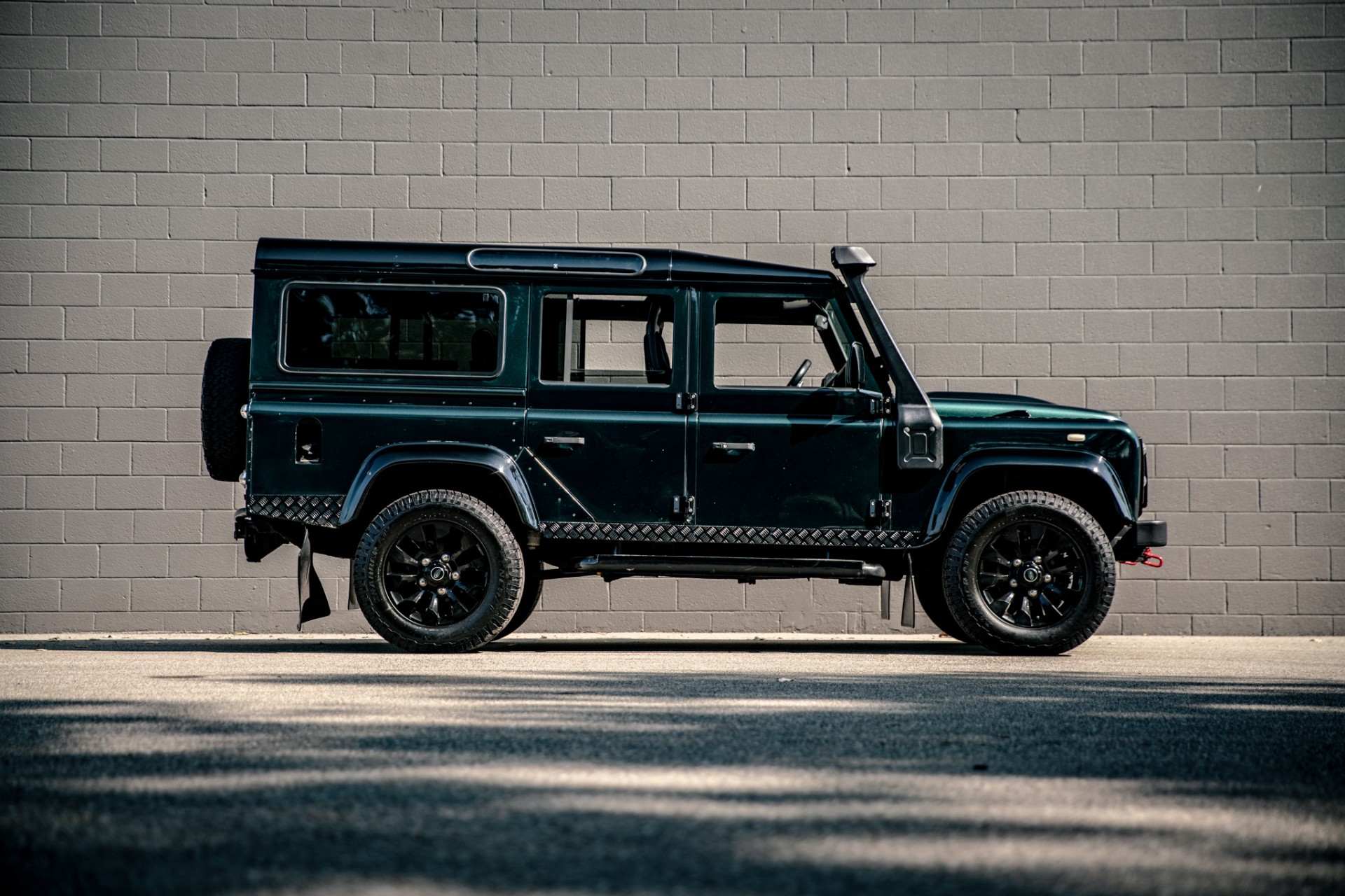 1993 Land Rover Defender 12