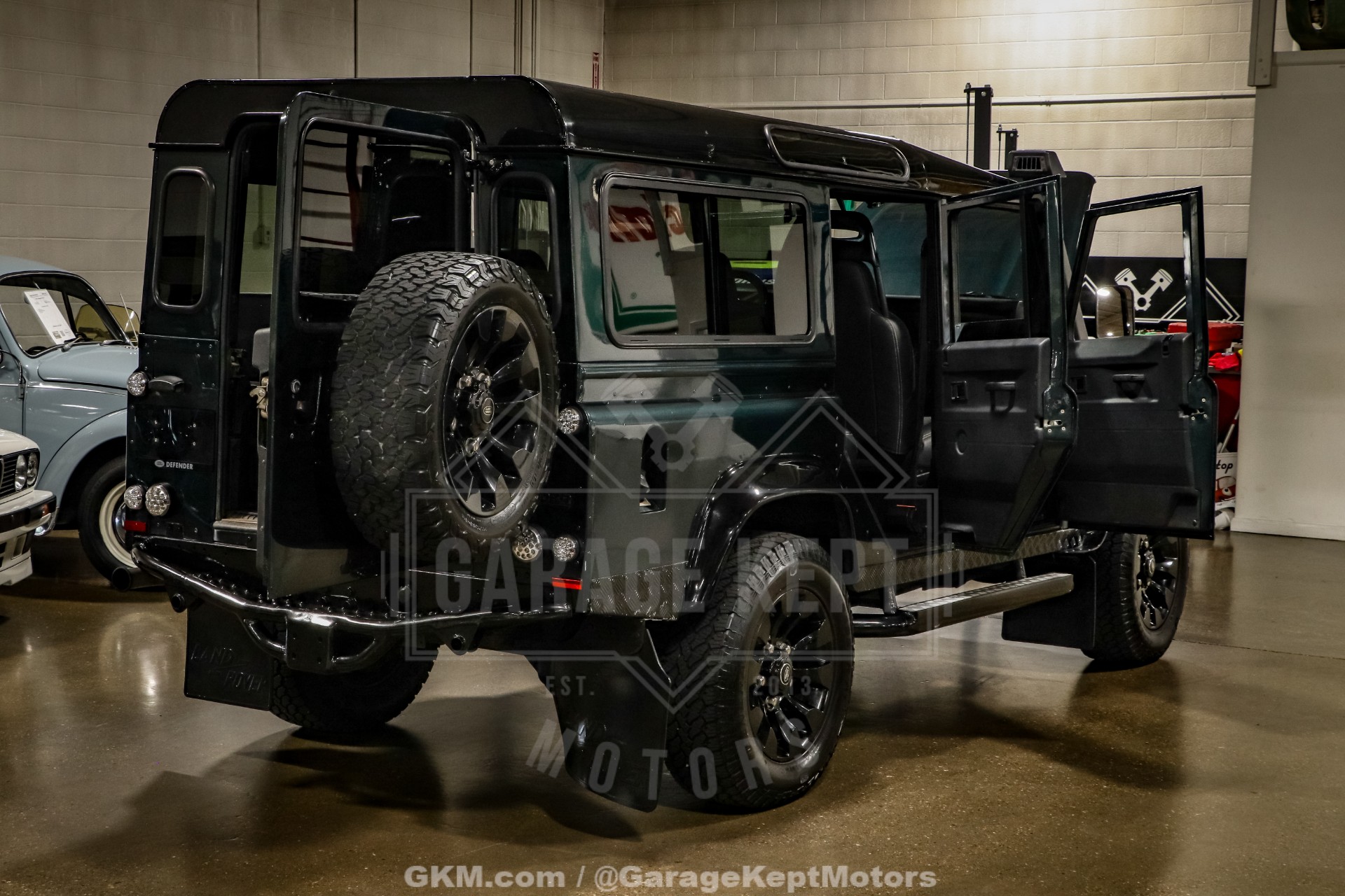 1993 Land Rover Defender 69