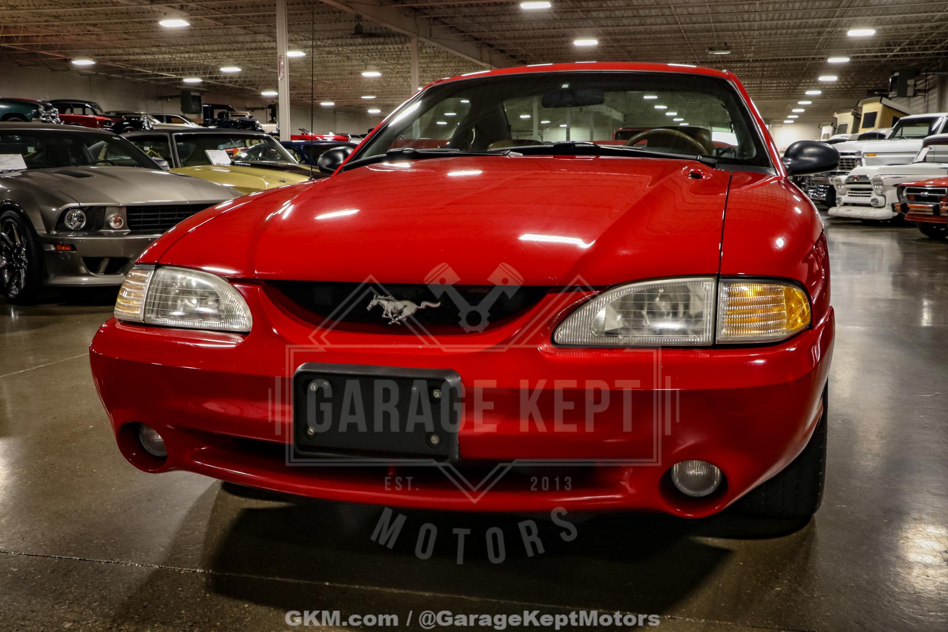 1994 Ford Mustang SVT Cobra 18