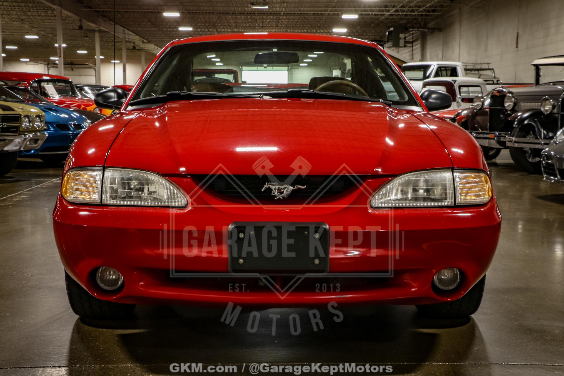 1994 Ford Mustang SVT Cobra 19
