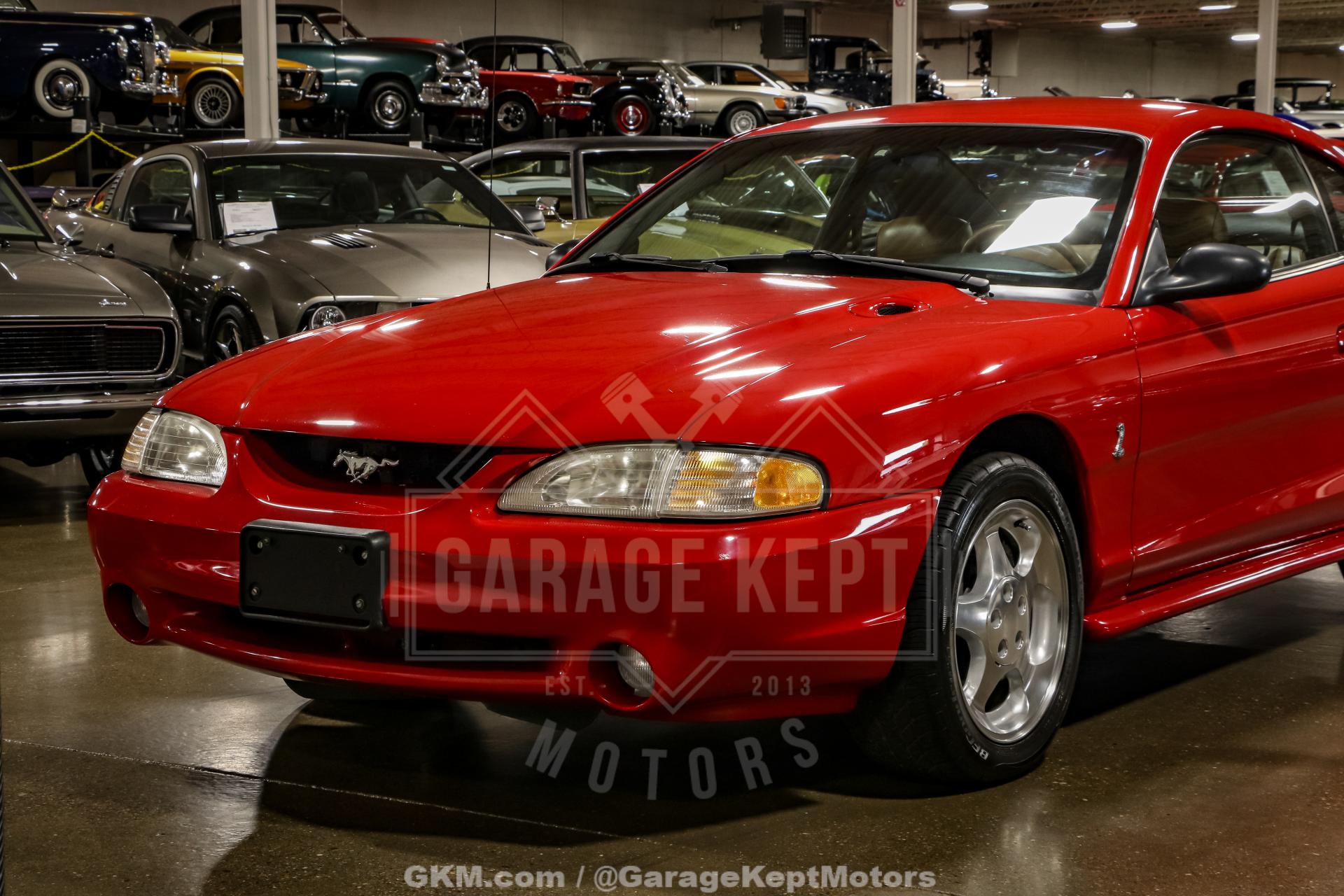 1994 Ford Mustang SVT Cobra 22