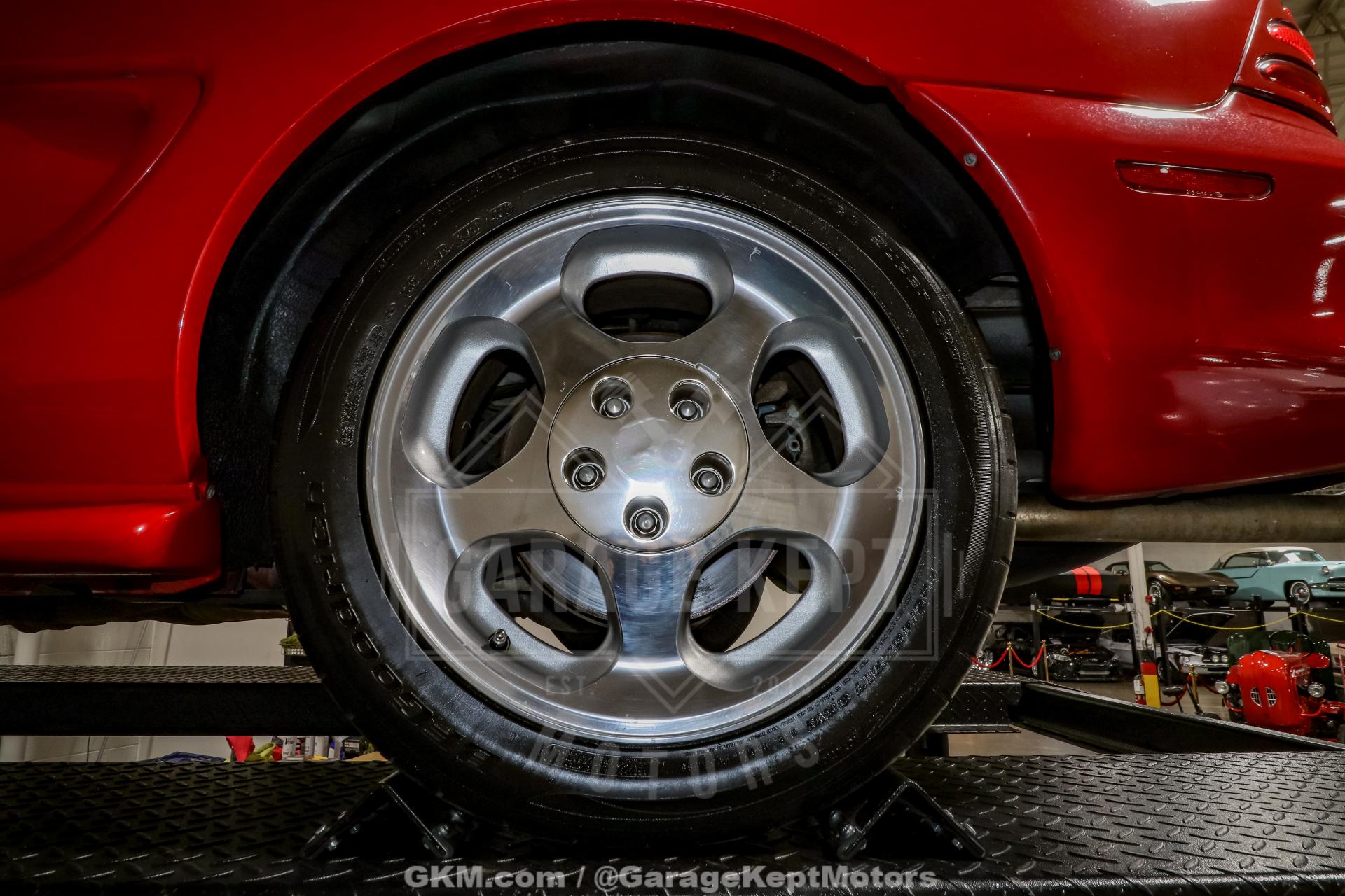 1994 Ford Mustang SVT Cobra 38