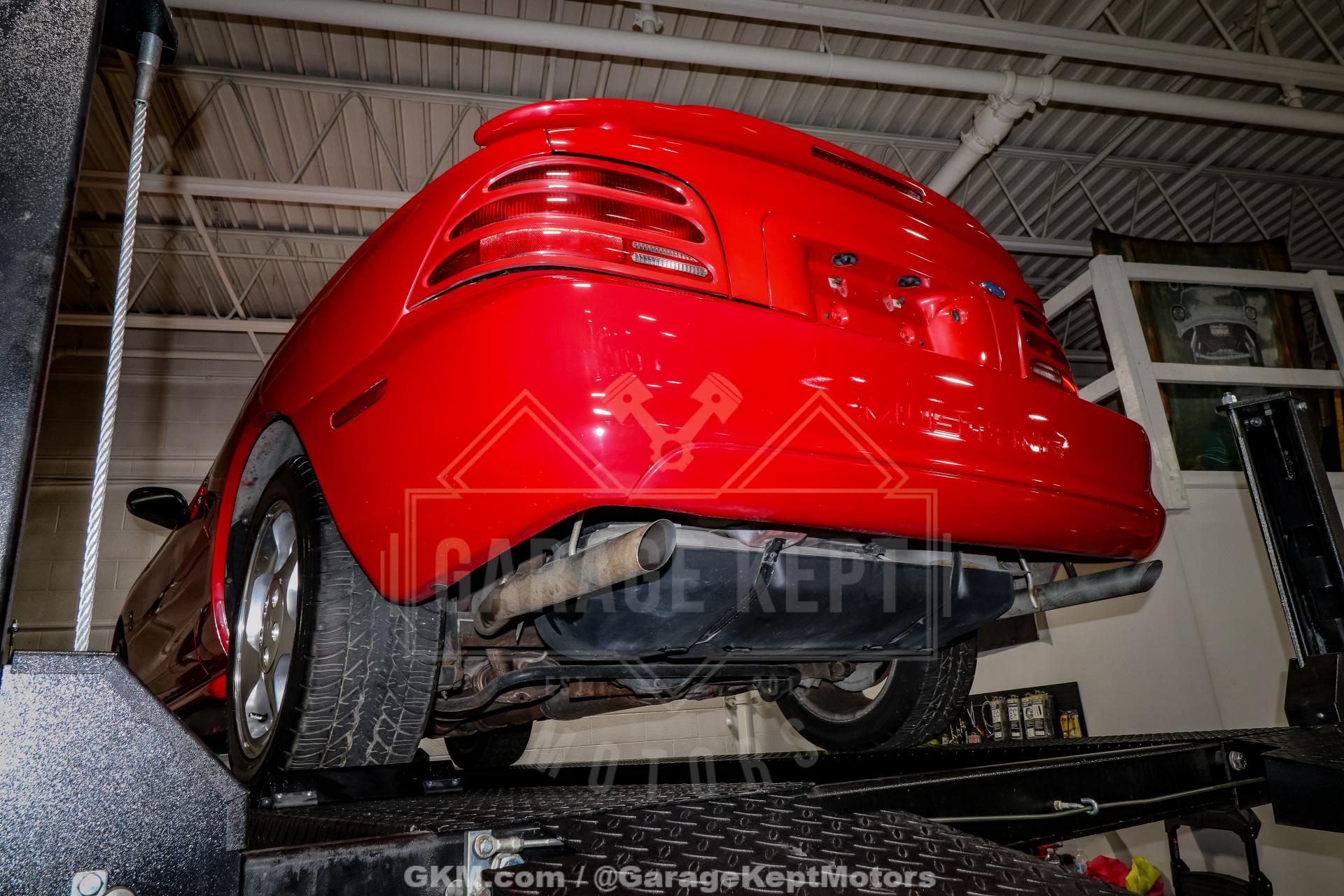 1994 Ford Mustang SVT Cobra 39
