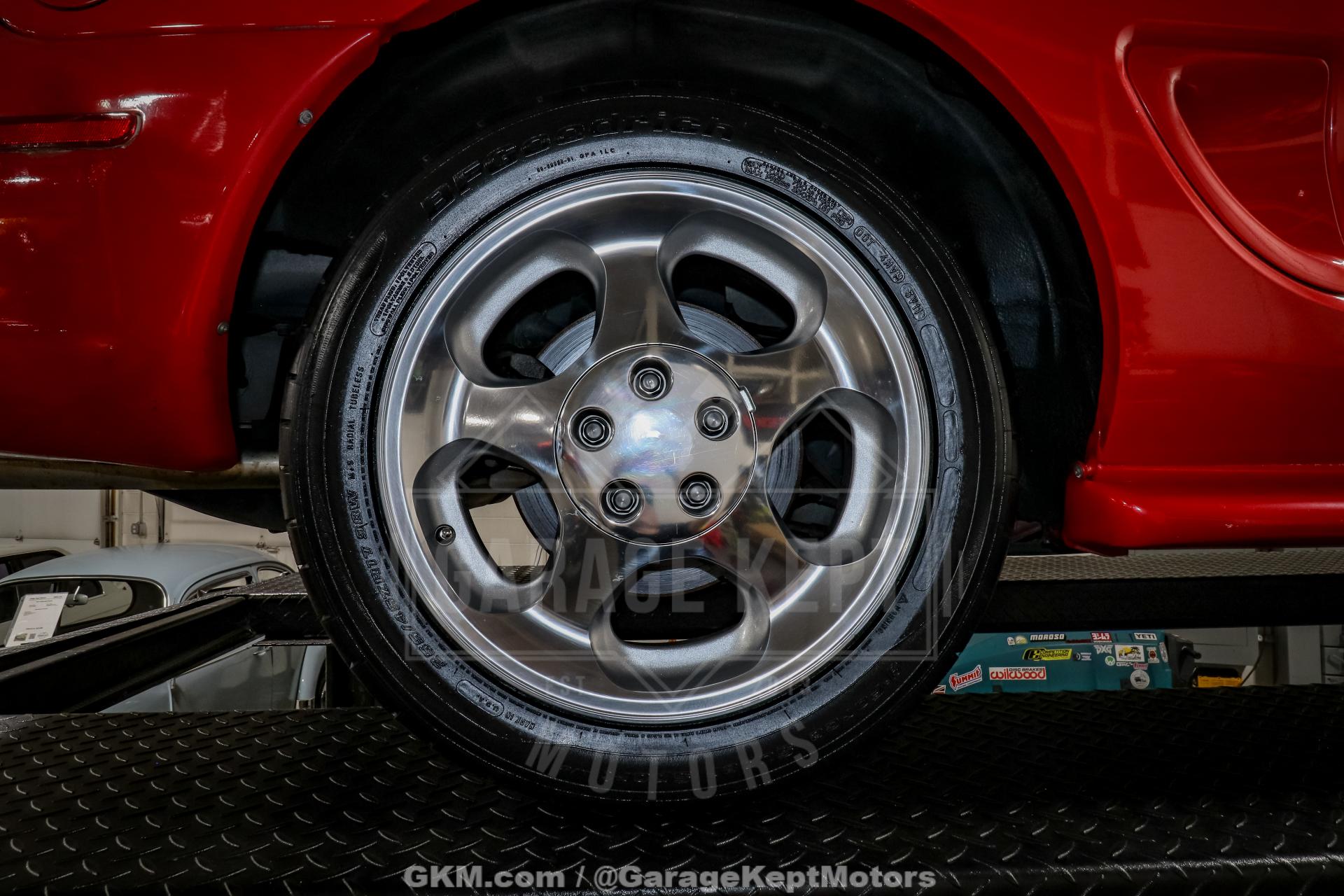 1994 Ford Mustang SVT Cobra 42