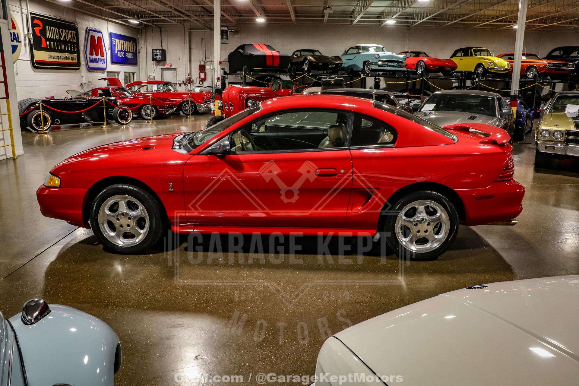 1994 Ford Mustang SVT Cobra 5