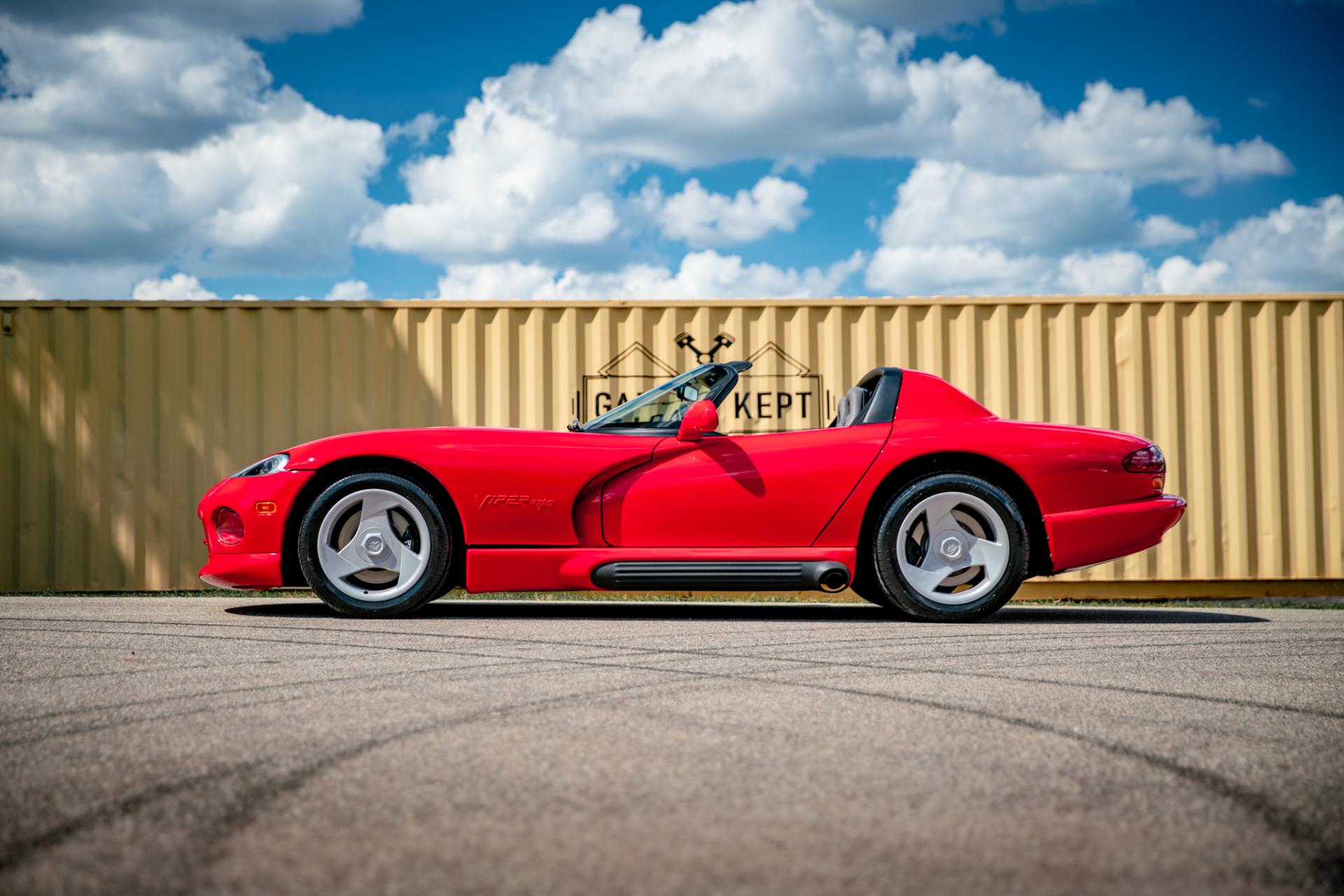 1994 Dodge Viper 16
