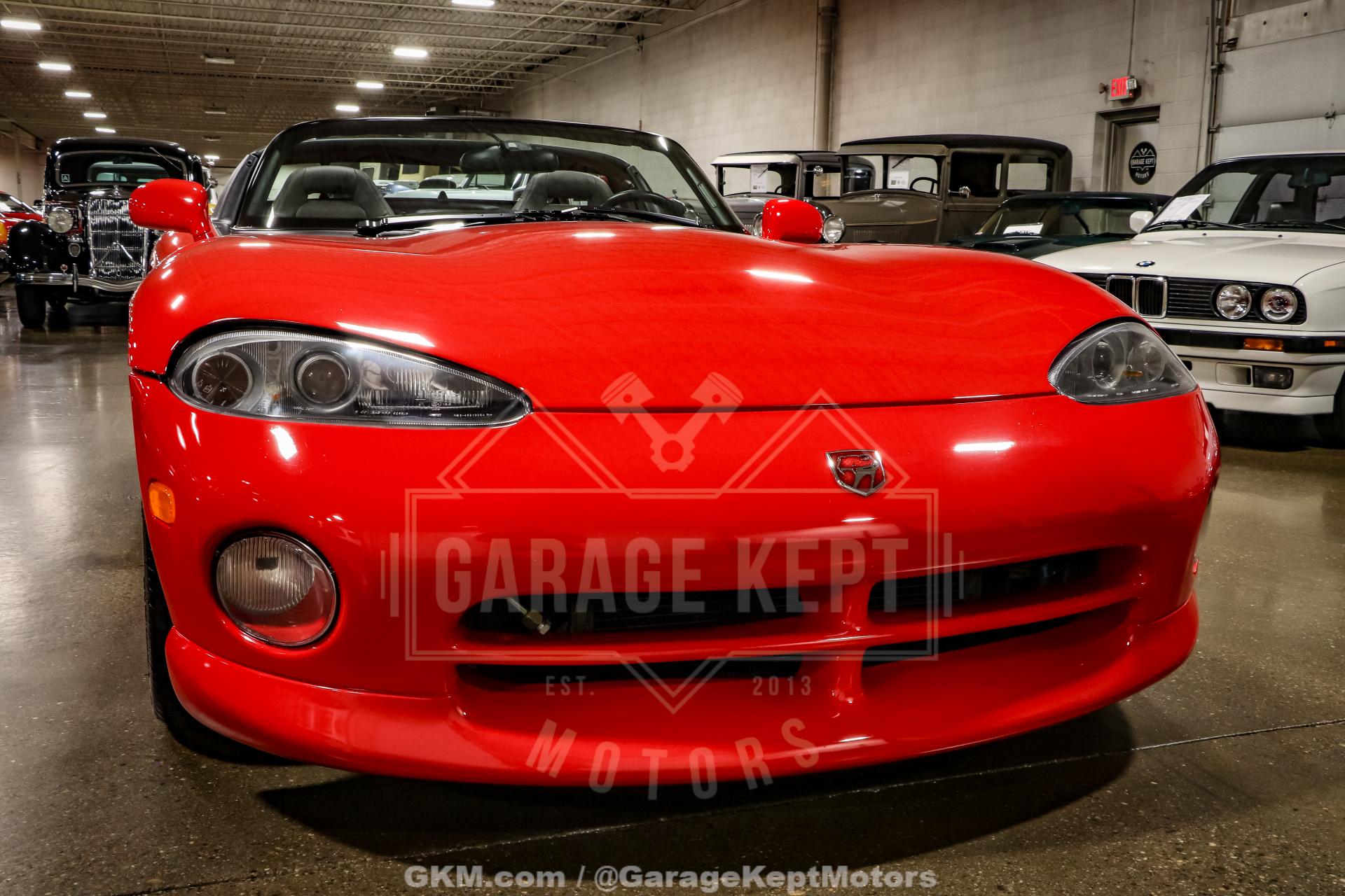 1994 Dodge Viper 29