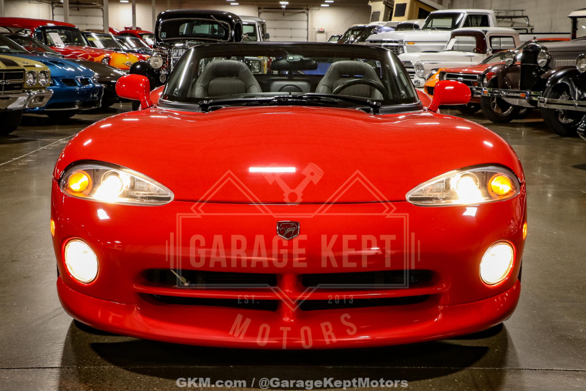 1994 Dodge Viper 32