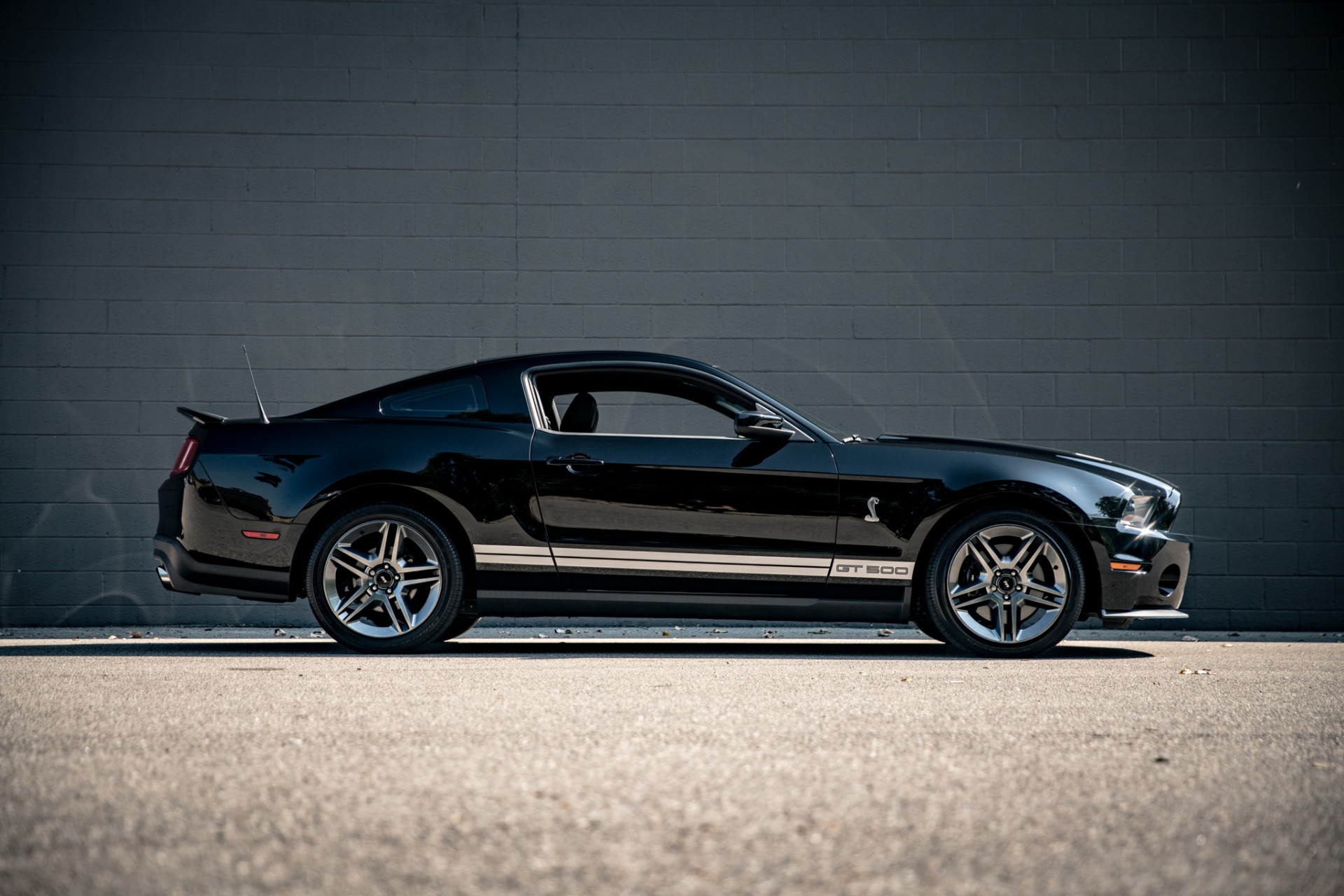 2010 Ford Shelby GT500 13