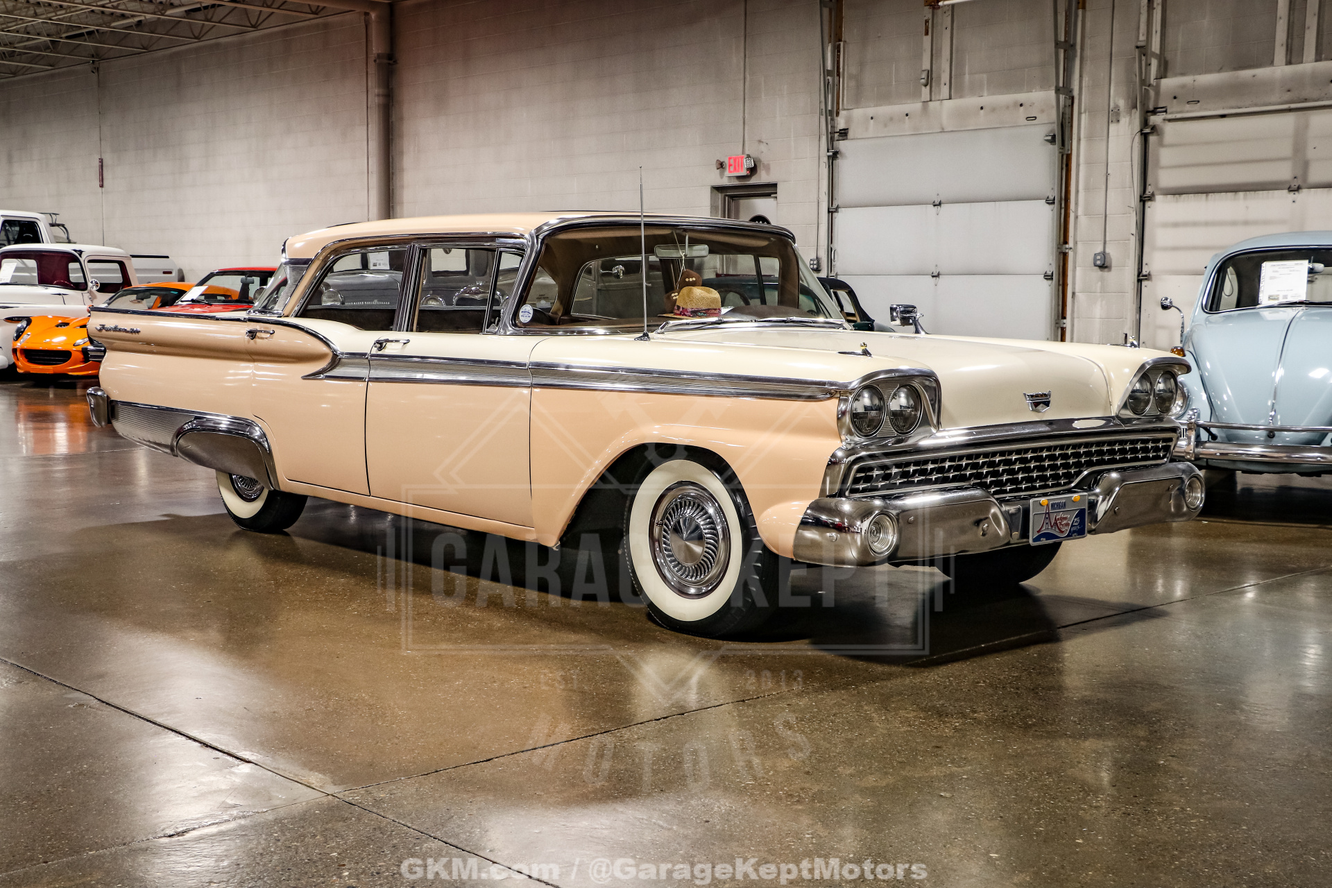 1959 Ford Fairlane 10