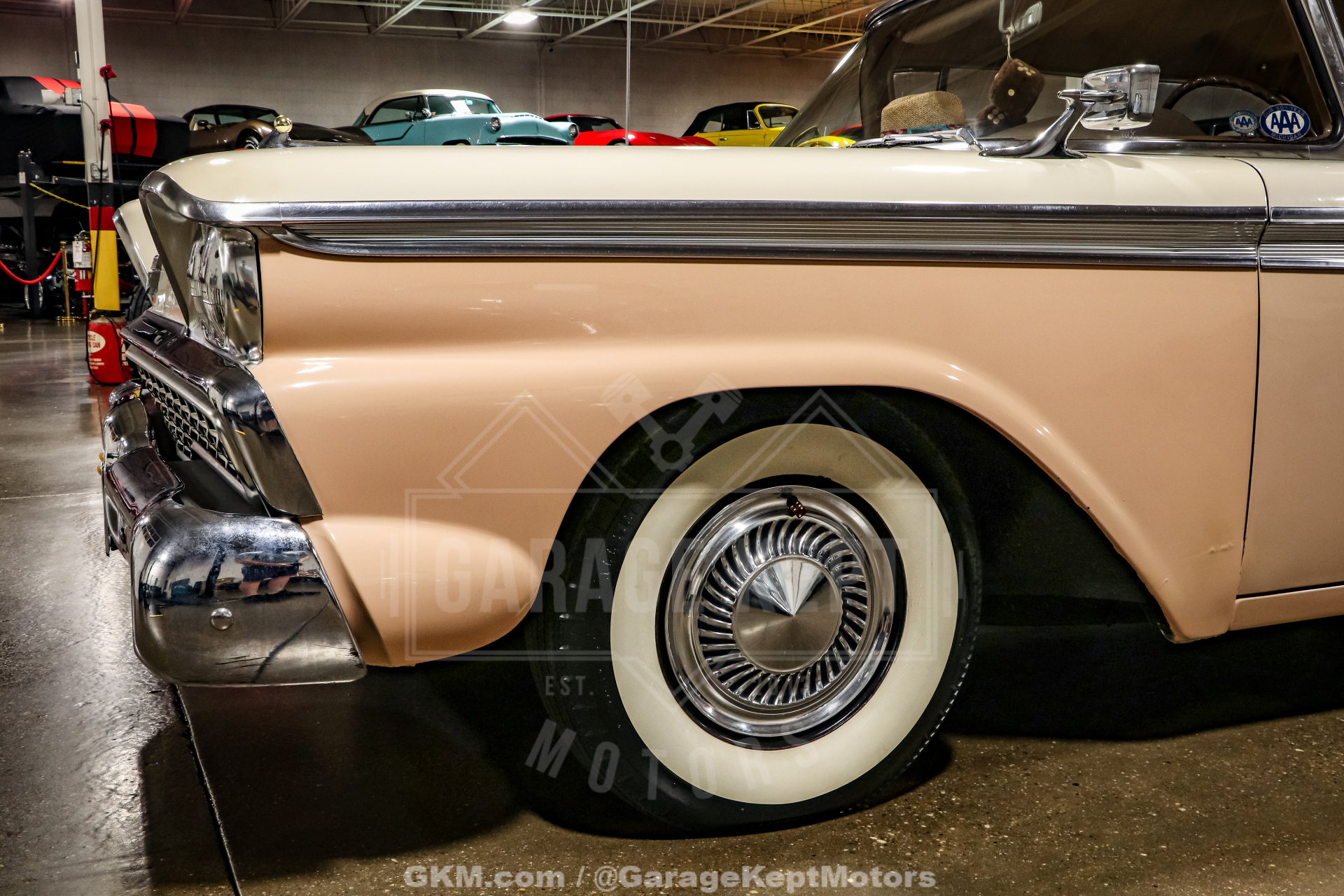 1959 Ford Fairlane 32